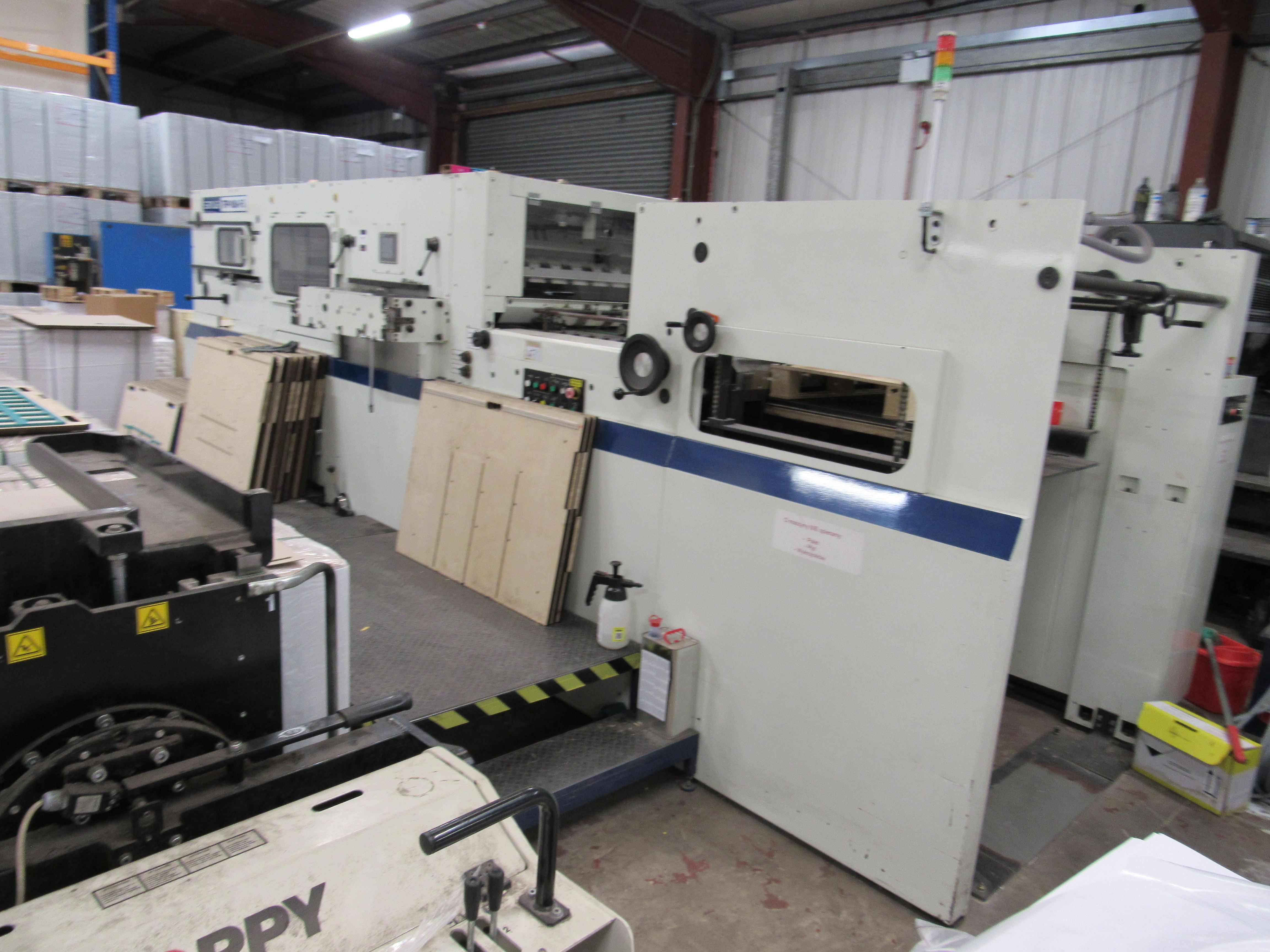 Sanwa TRP-1060-FS Die Cutter, 2001, SN 200211-1. (sold subject to finance company approval) - photo 1