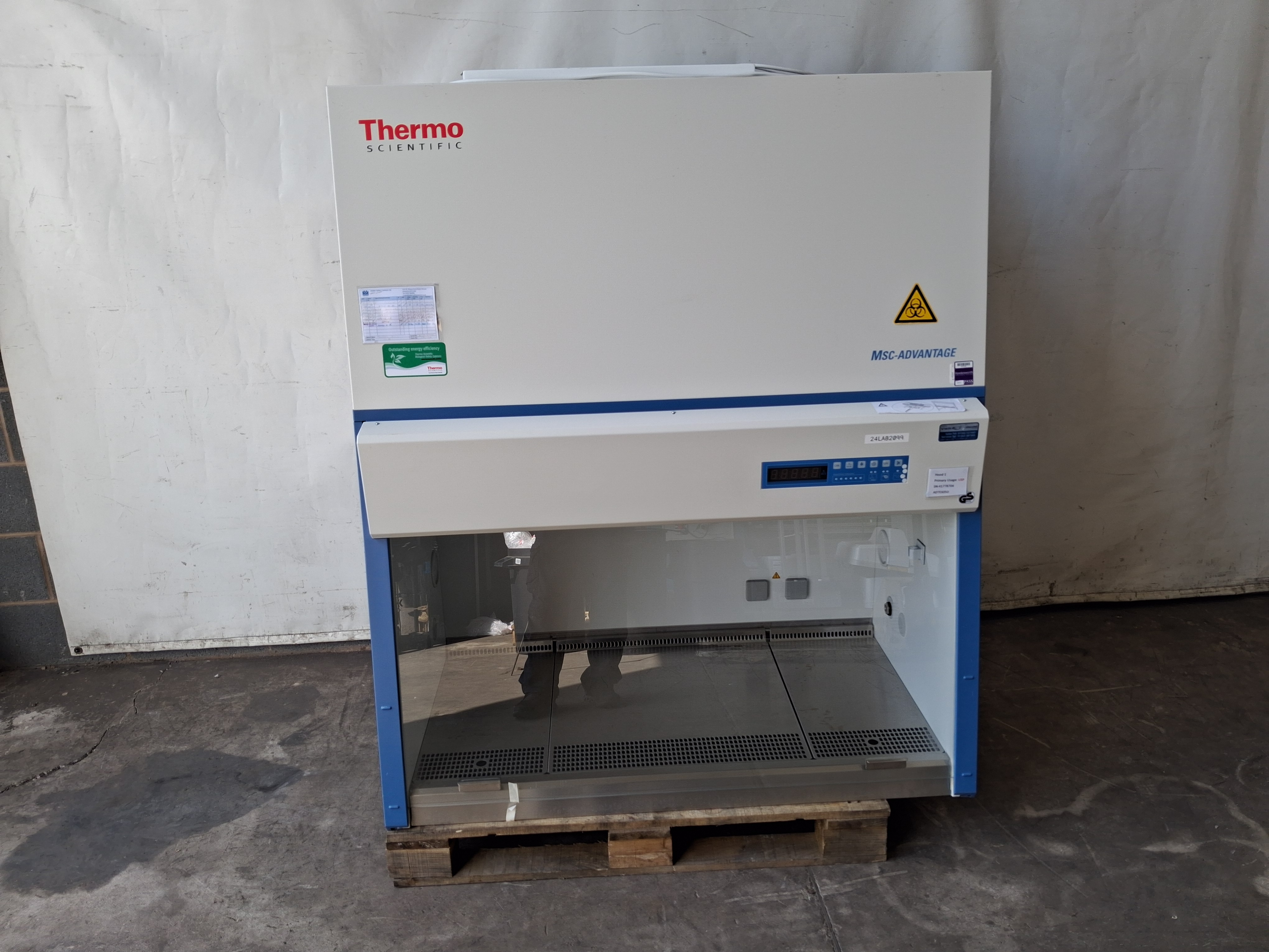 Thermo Scientific MSC Advantage 1.2m Class 2 Biological Safety Cabinet. Working Volume 1200mm X 780m - photo 1