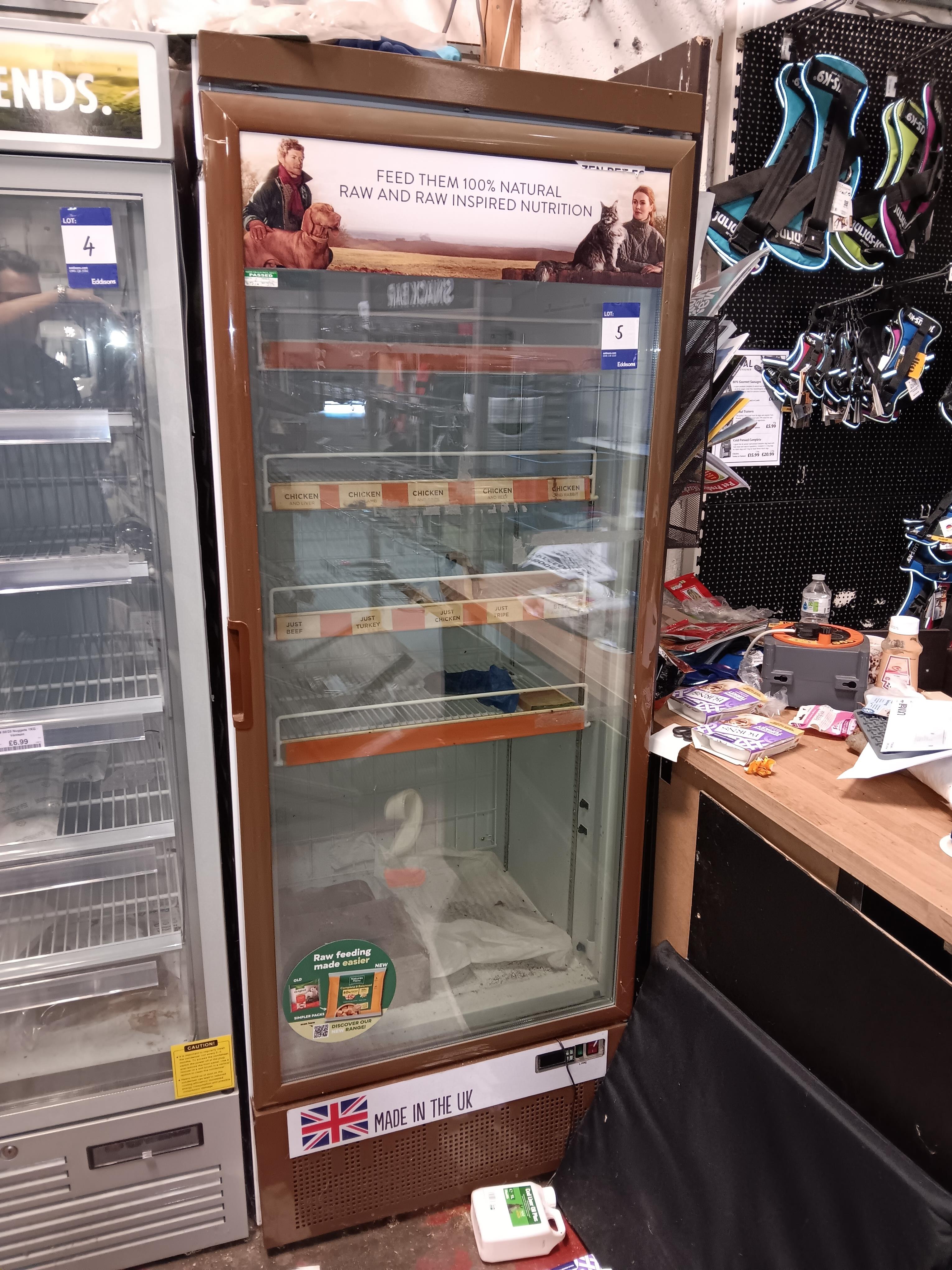 True Instinct Upright Fridge — photo 1