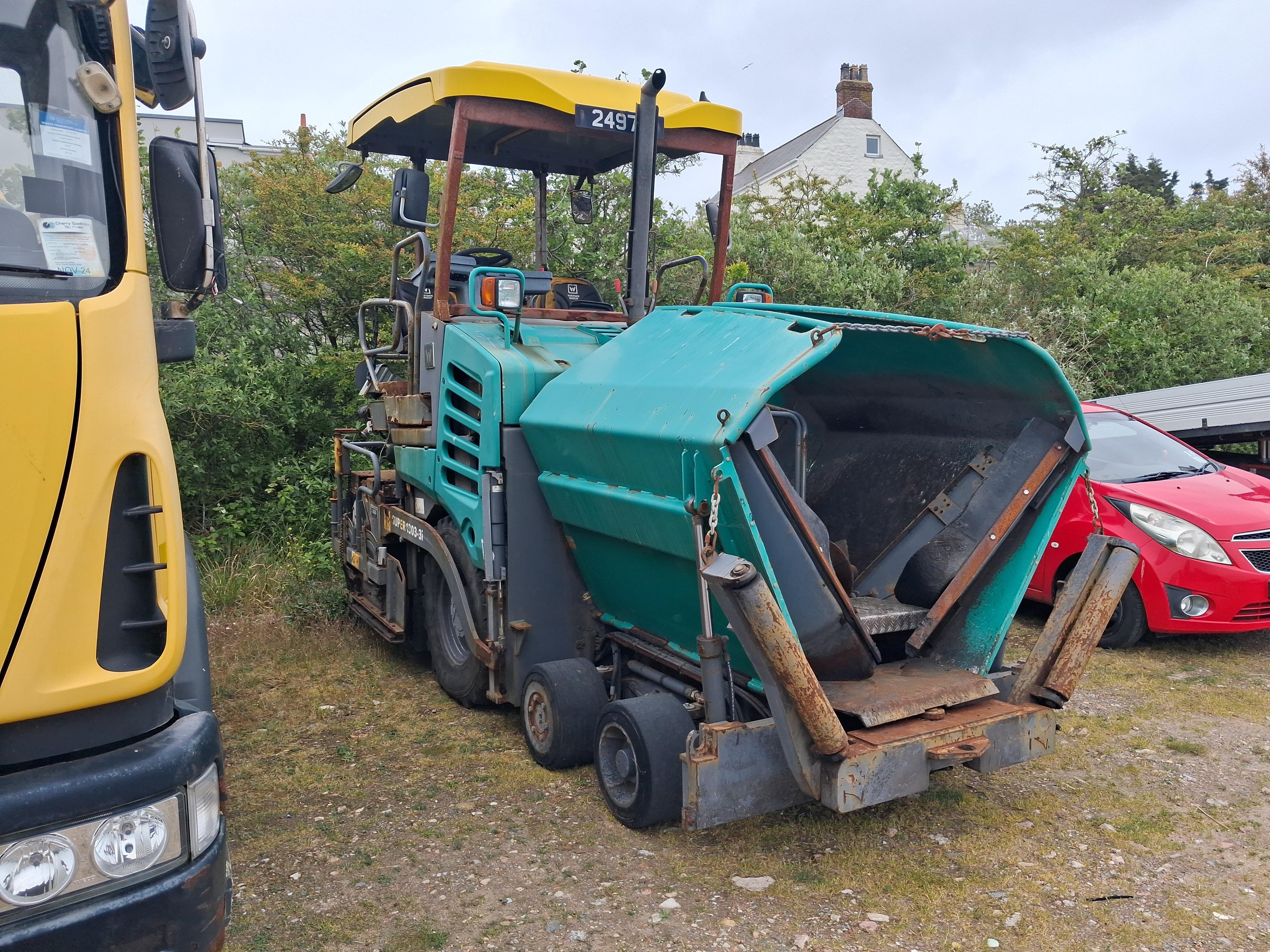 Vogele 1111/Super 1303-3i Wheel Asphalt Super Paver - photo 1