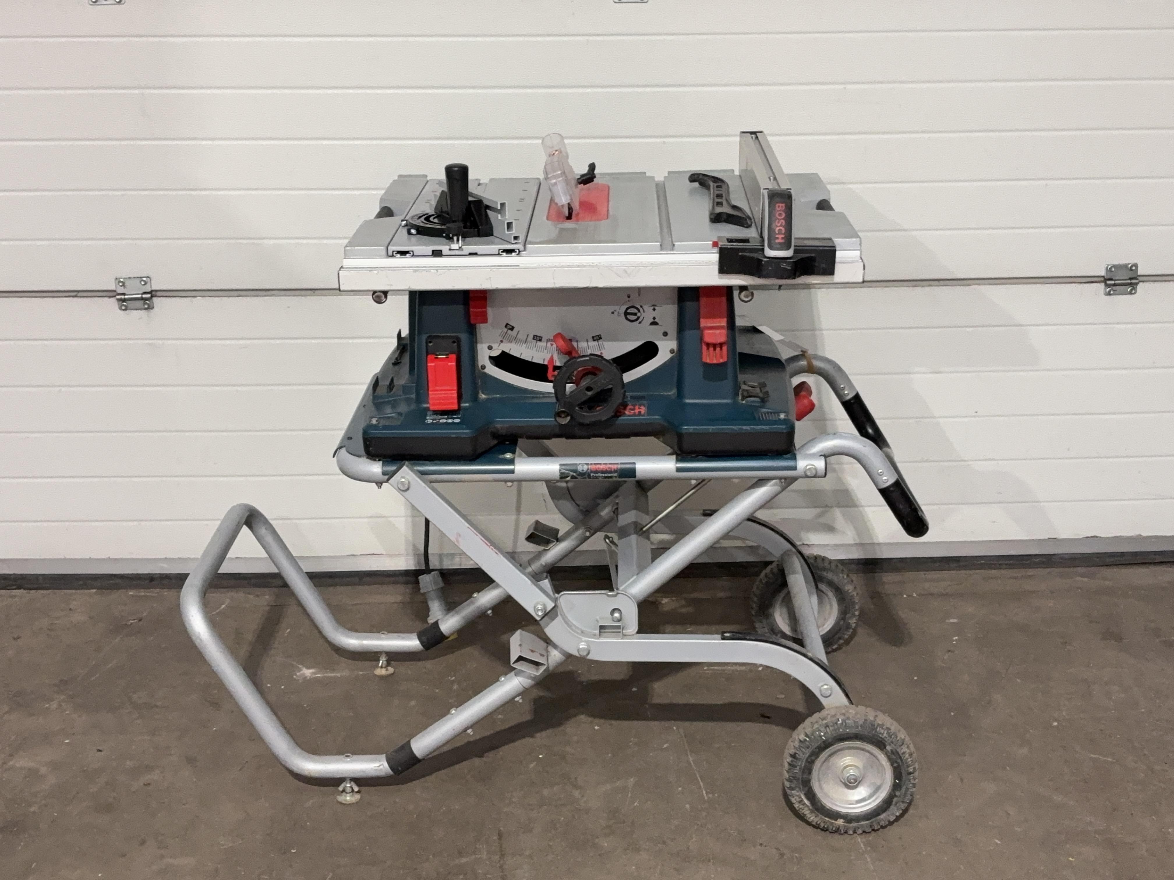 Bosch GTX 10 XS 110v mobile/collapsable table saw and bench - photo 1