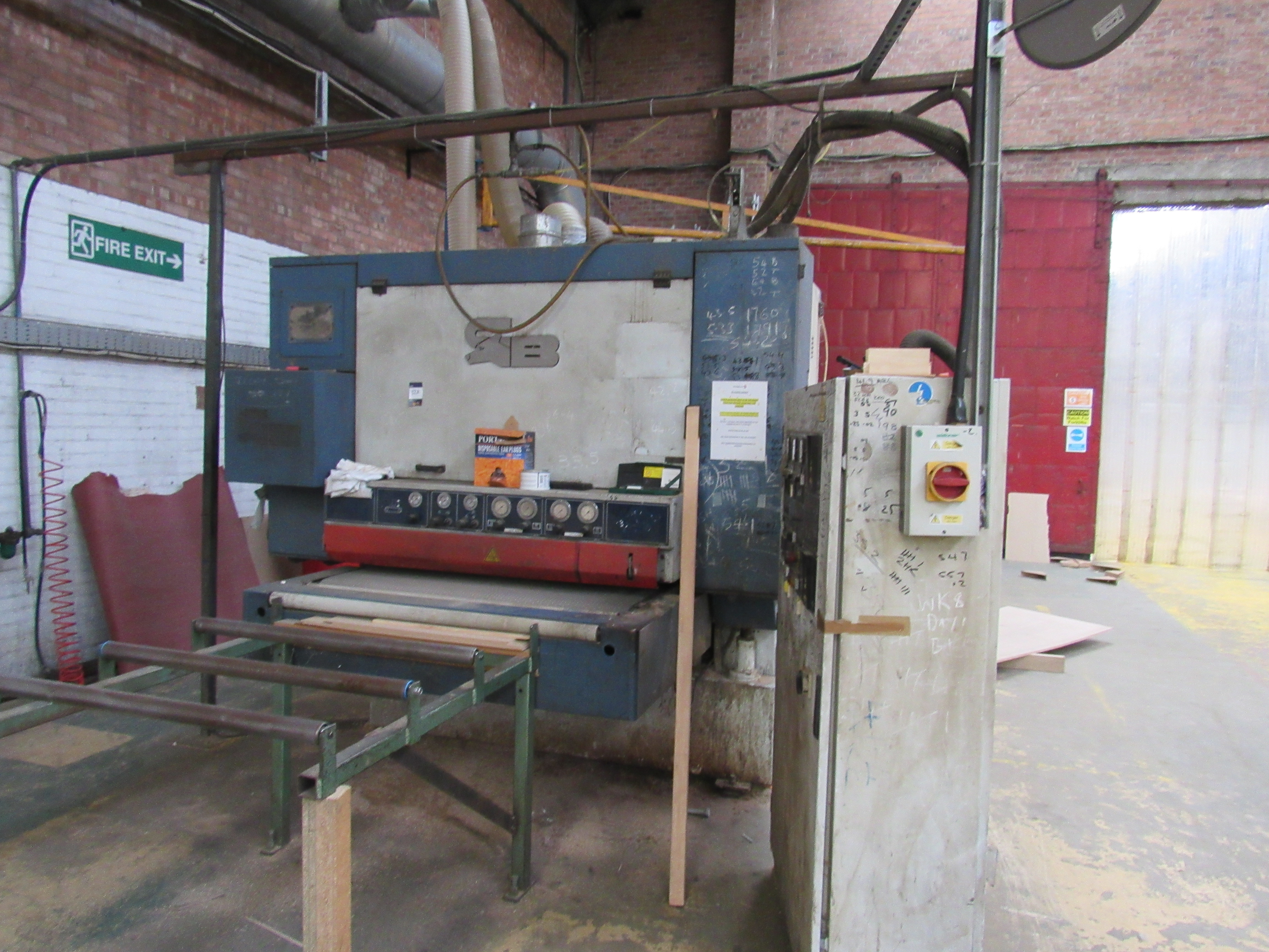 CB 2NRT TRAS Sander (Reveneer); Year: 1998; Serial No: 4009 1300 wide belt finishing sander - photo 1