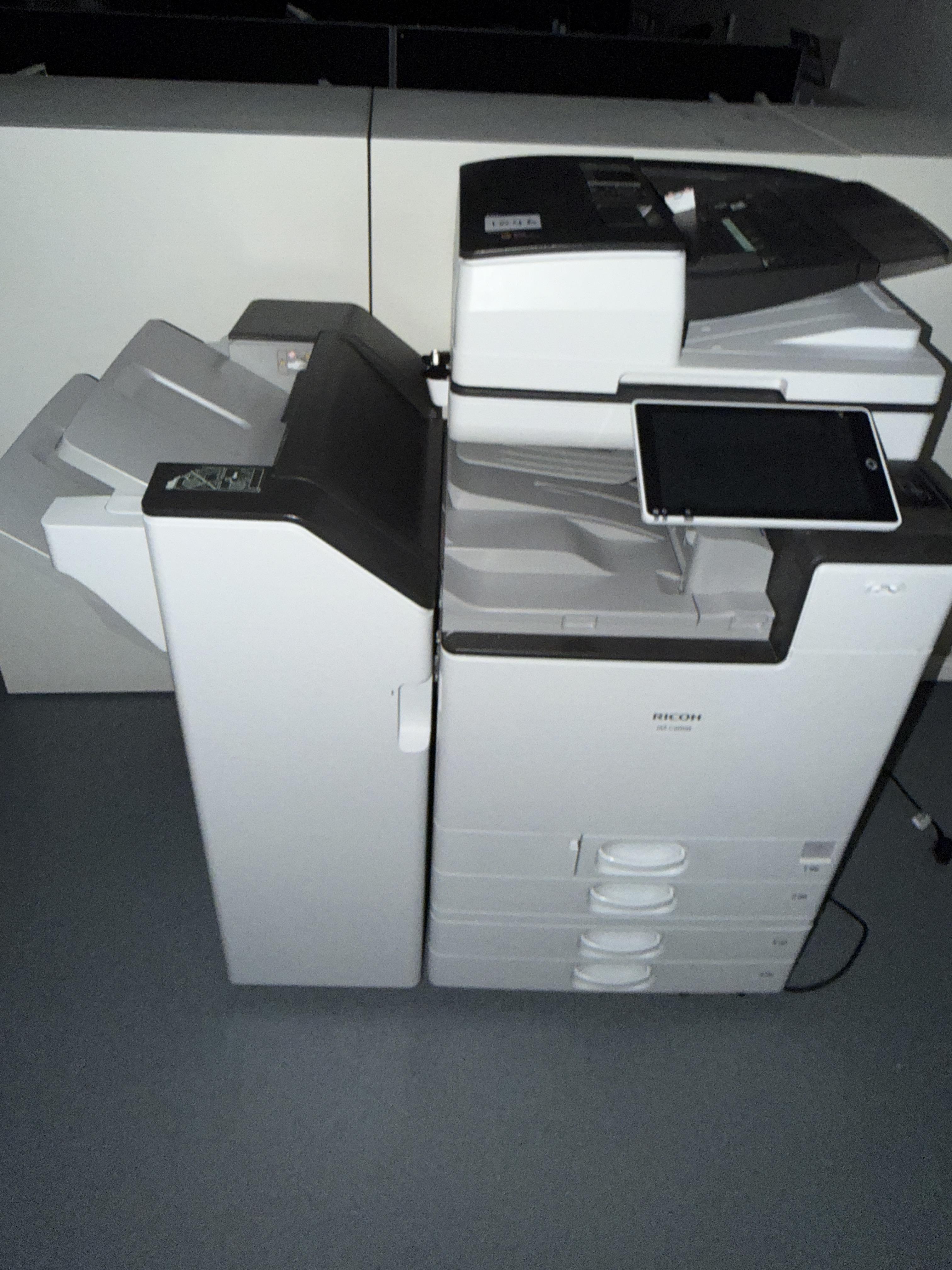 Ricoh IM C6000 Multifunction Colour Laser Printer, 60 PPM printer ( Please note this lot is located - photo 1