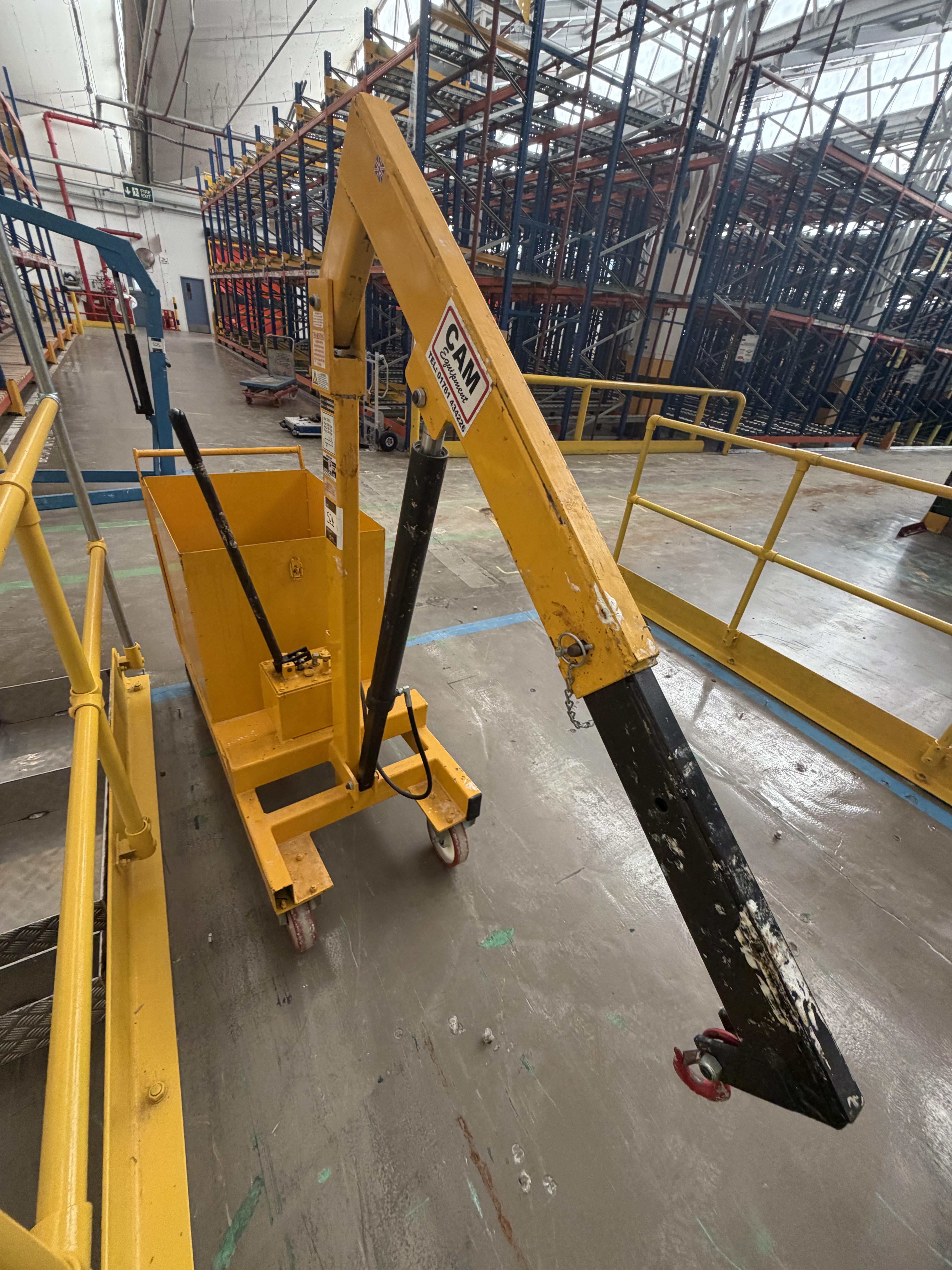 CAM Equipment Counter balance Workshop trolley crane. CTC 508 - photo 1