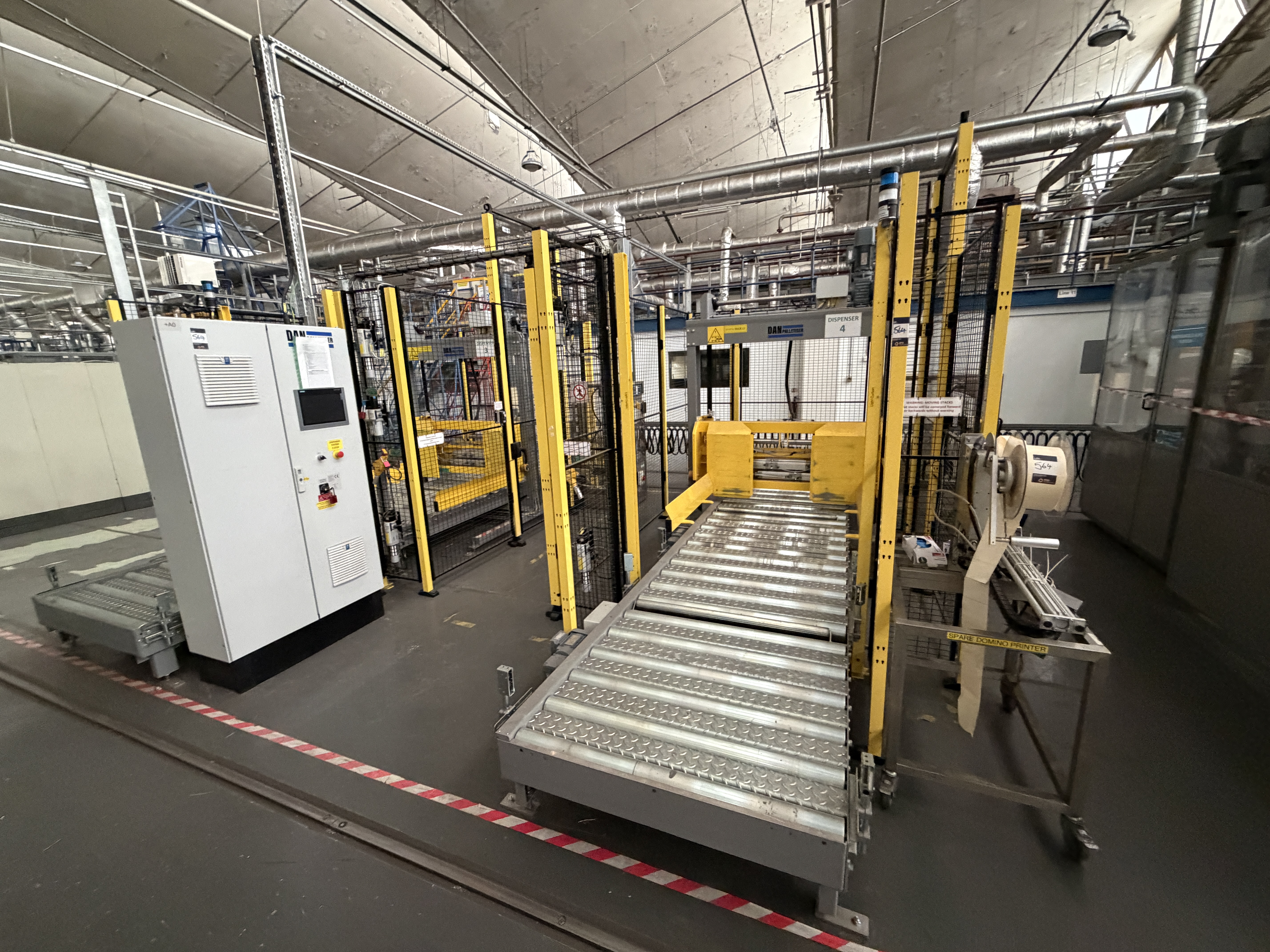 2024 Dan Palletisers a/s Twin lane Pallet Dispenser. Line 3 & 4 c/w Domino M Series Printer. YOM 202 - photo 1