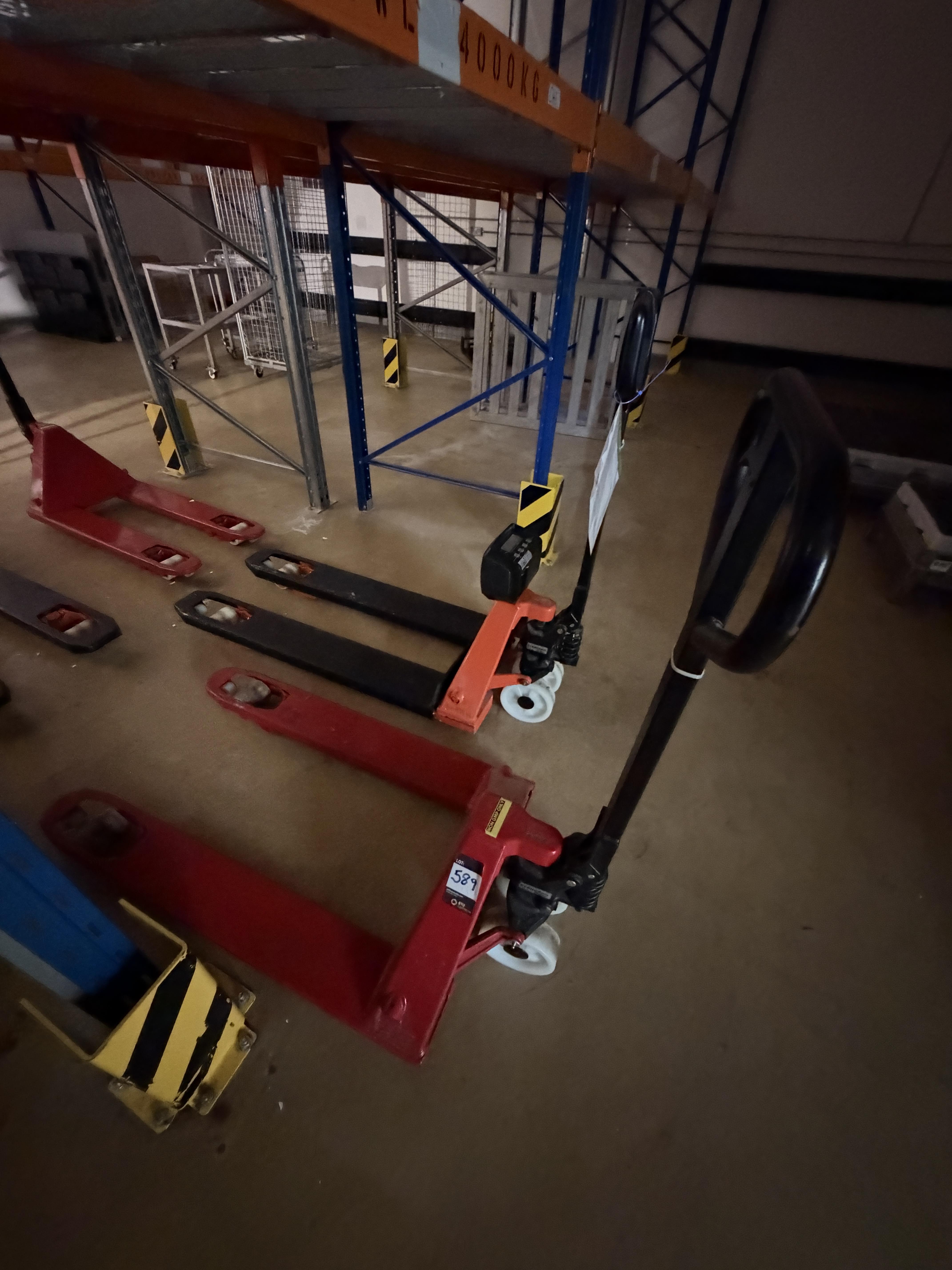 Toyota BT Lifter stacker unit with Digital Weigh scale and read out. Model LHM 200C. Forks 56 x 10cm - photo 1