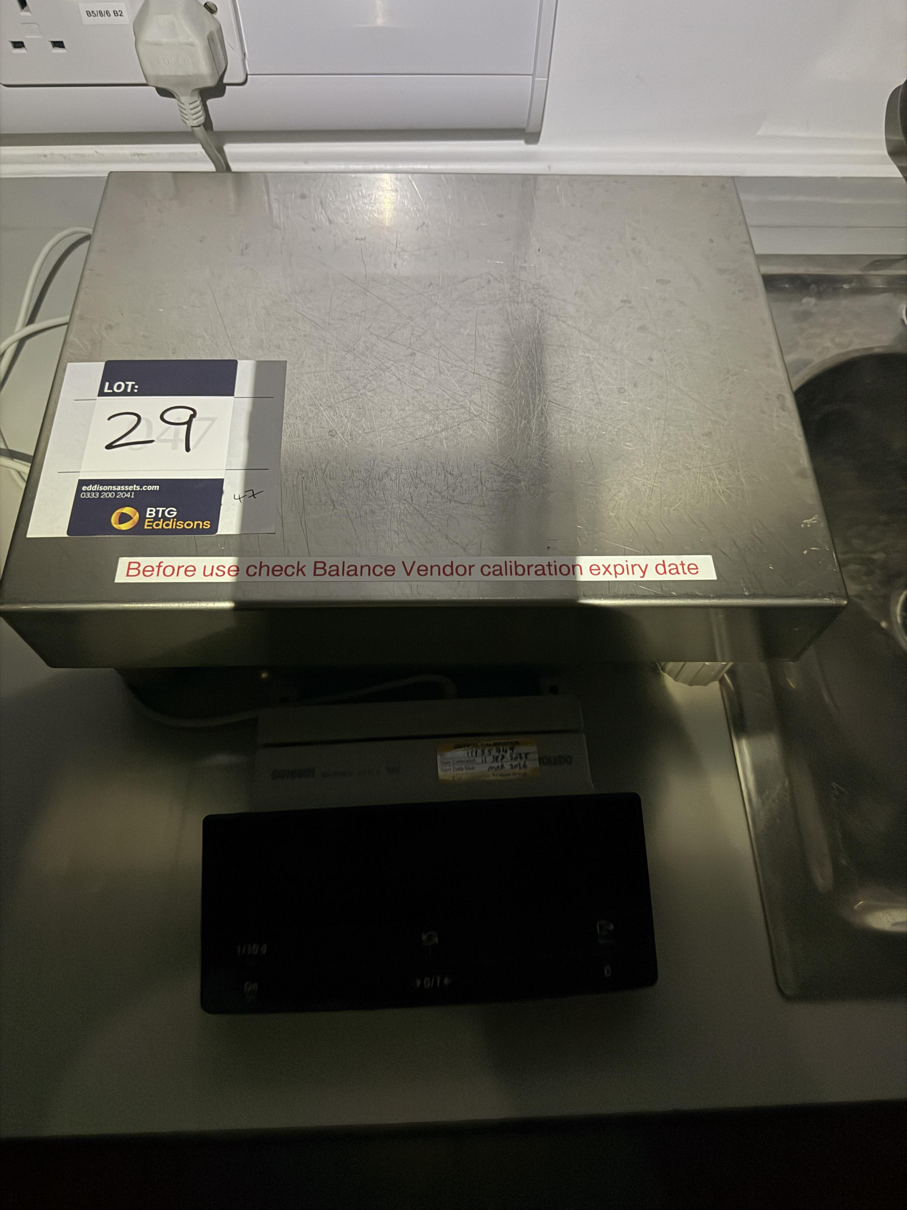 Lab Weigh Scales 2 off. 1 x Mettle Toledo SG 16001. 0.01 - 16220 g range. 36 x 28 weigh platform. 1 - photo 1