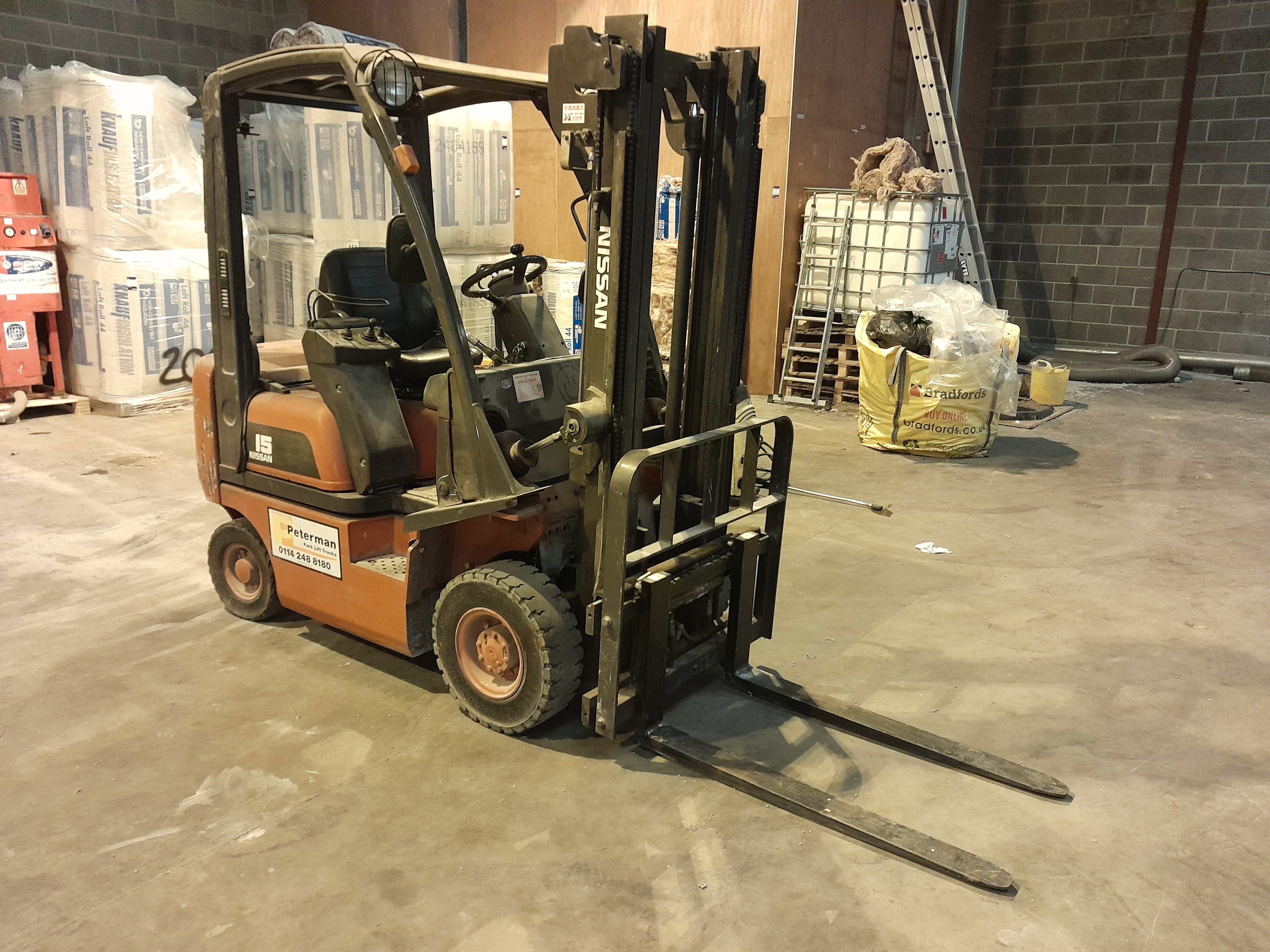 Nissan 15 FD01A15Q diesel forklift s/n FD01E700630 with side shift 4,839hrs recorded, Please note th - photo 1
