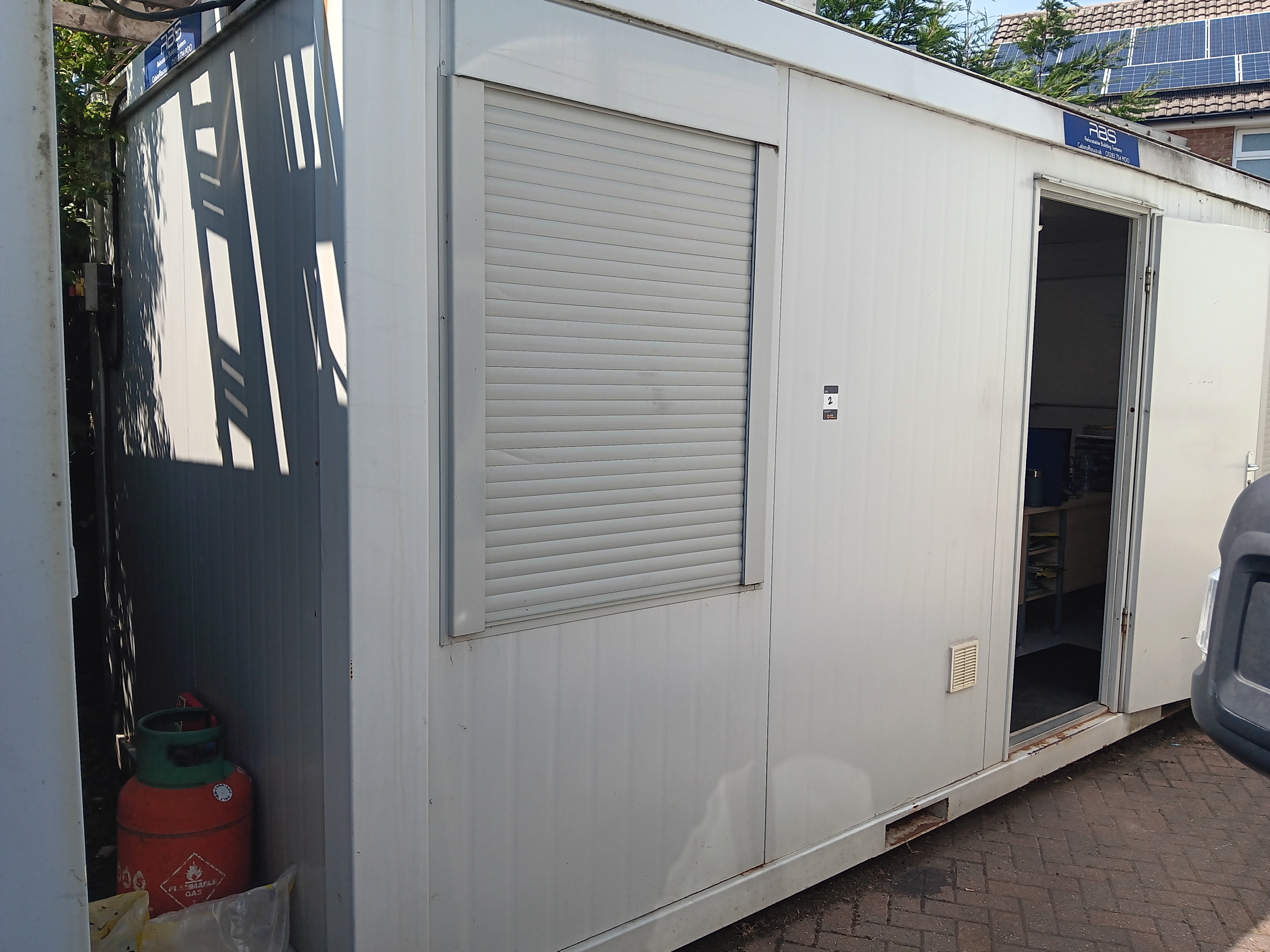 20’ Site Office (to be electrically disconnected by a qualified person) to include 2 left hand curve - photo 1
