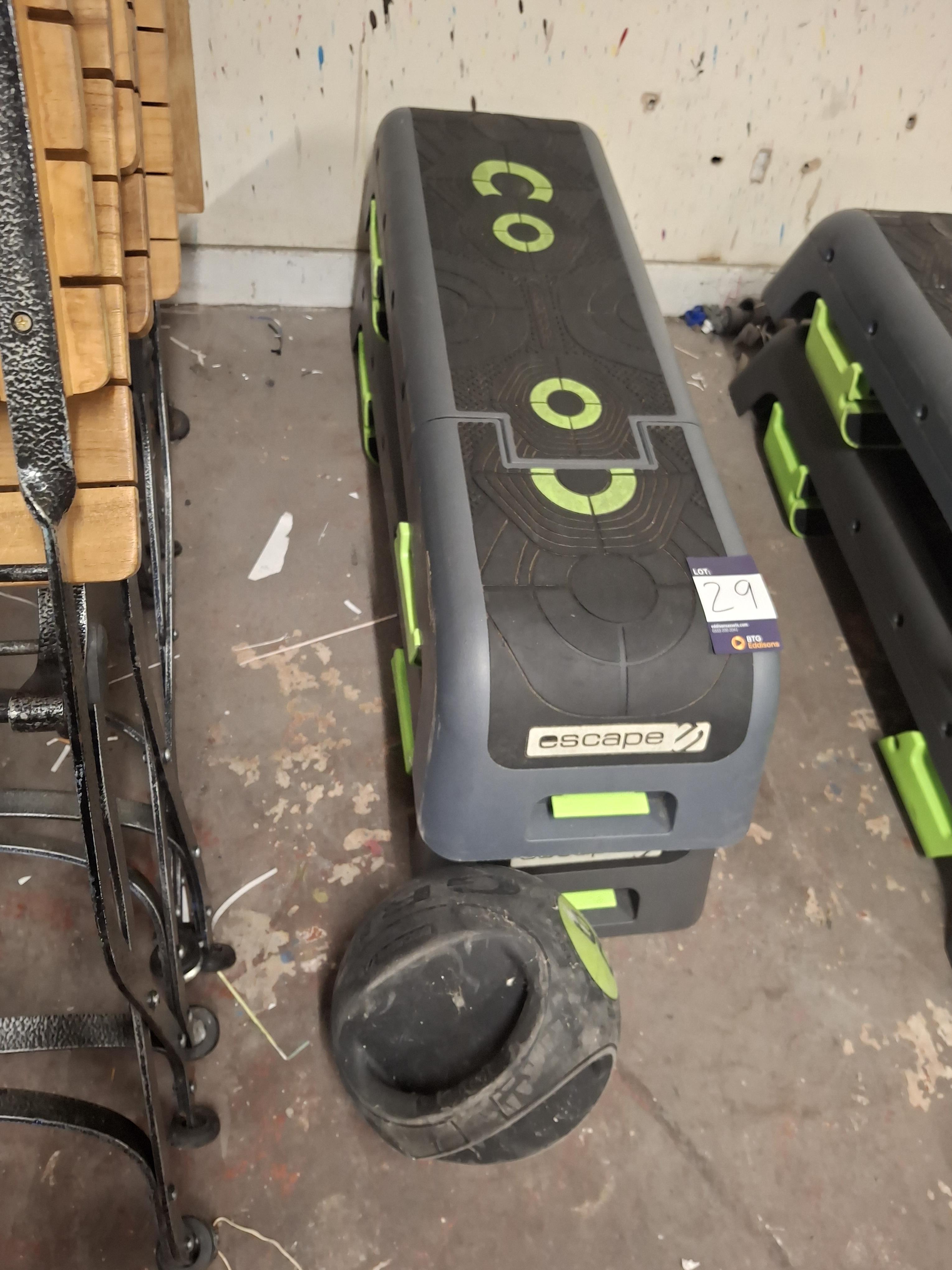 2 x Escape step up boxes and 1 x 06 Grip Ball - photo 1