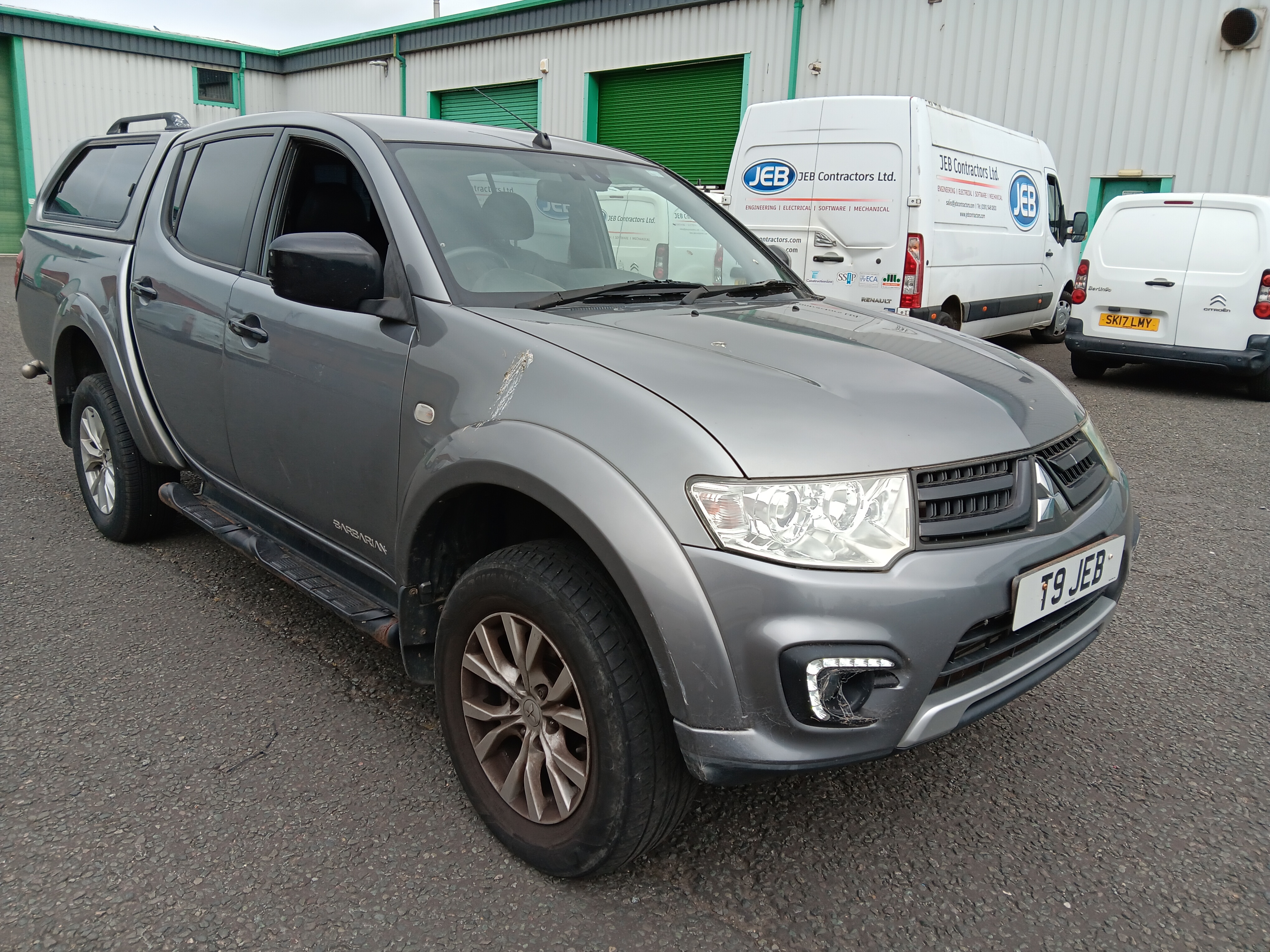 Mitsubishi L200 Barbarian Double Cab Di-D 4WD Pick-Up, T9 JEB, First Registered January 2015, MOT Un - photo 1