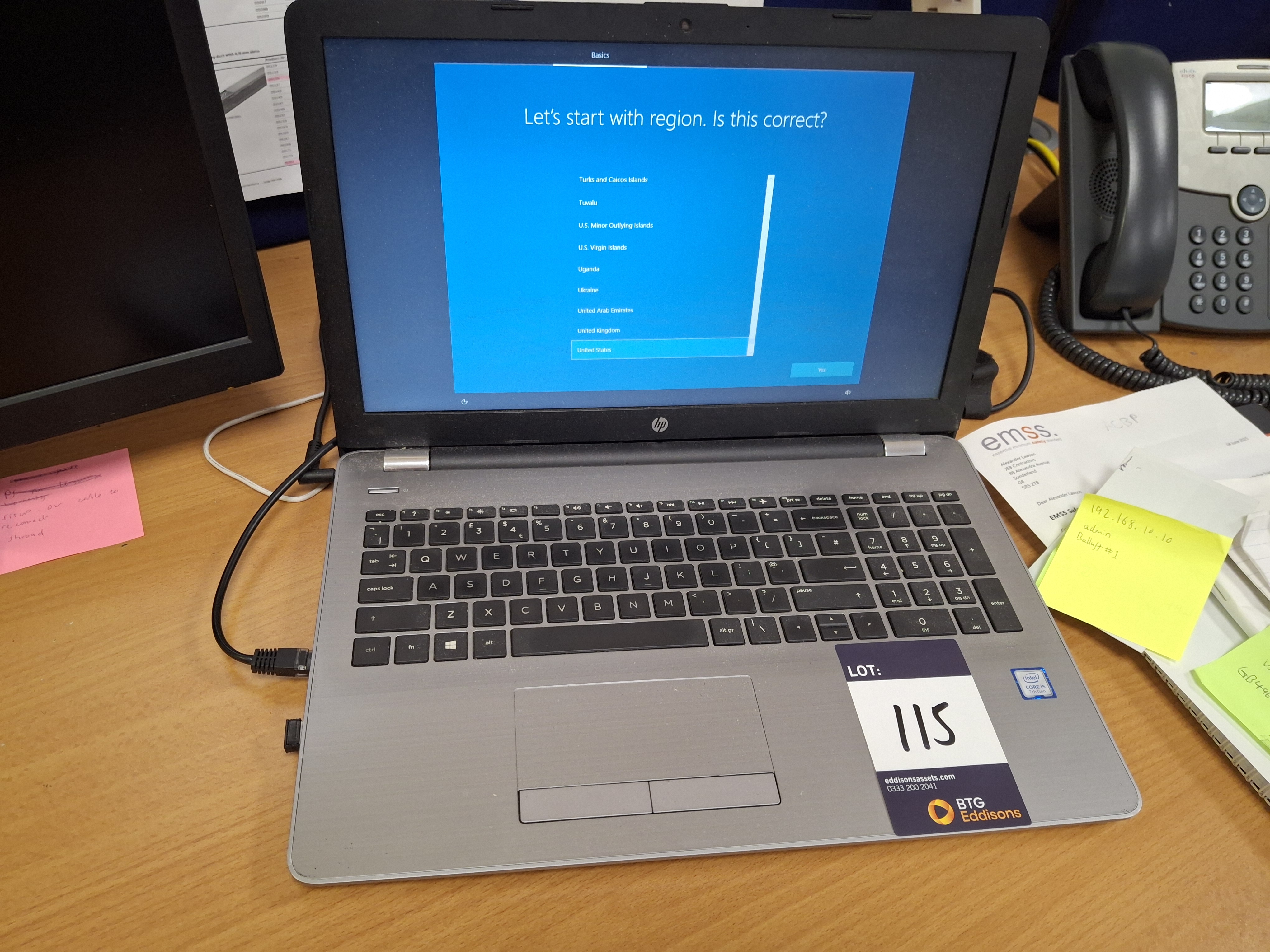 HP i5 laptop with AOC monitor - photo 1