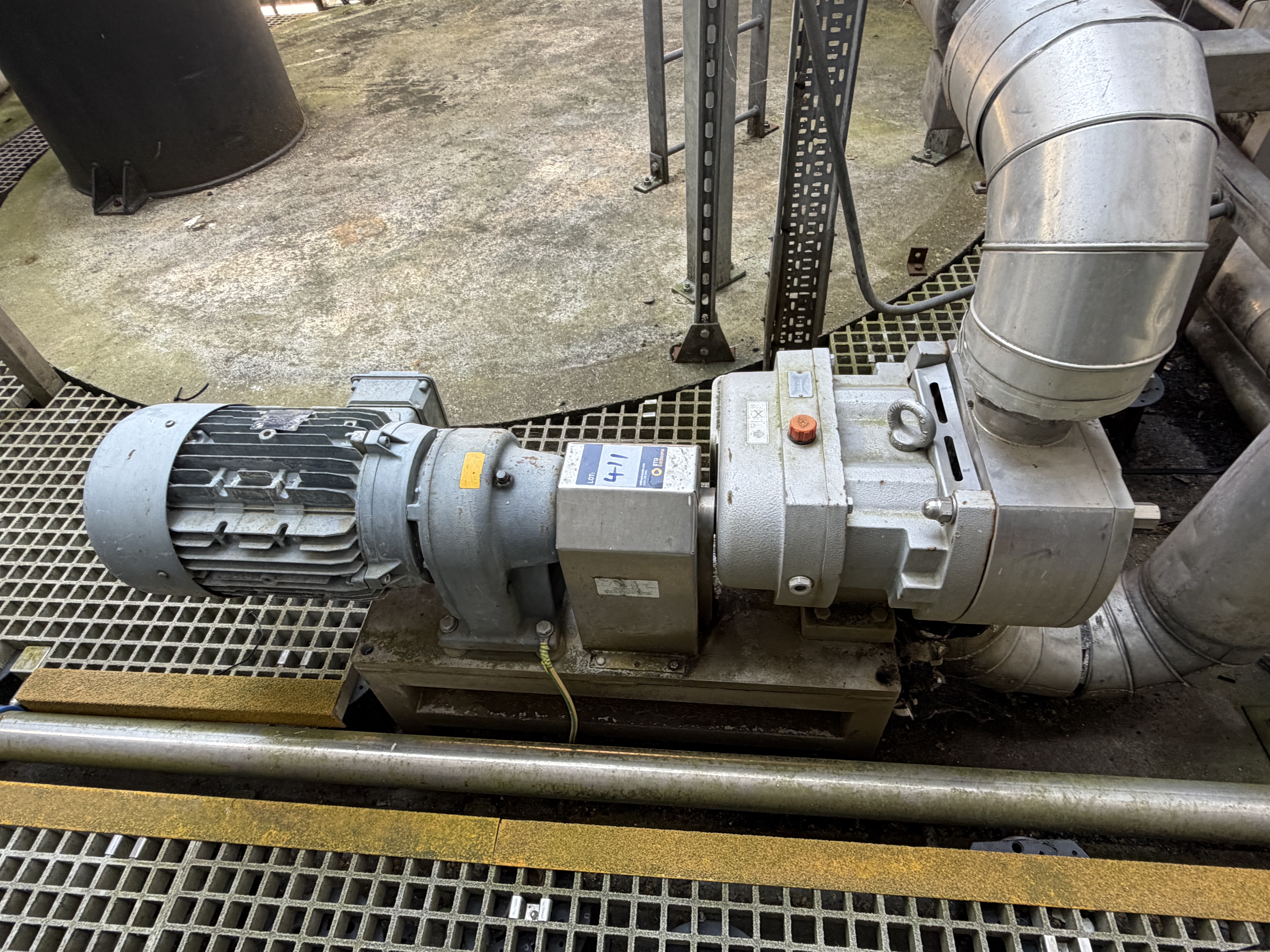 Quantity of Pumps and Valves within the footprint of the Silo Farm including - Fristram FL25 1305, M - photo 1