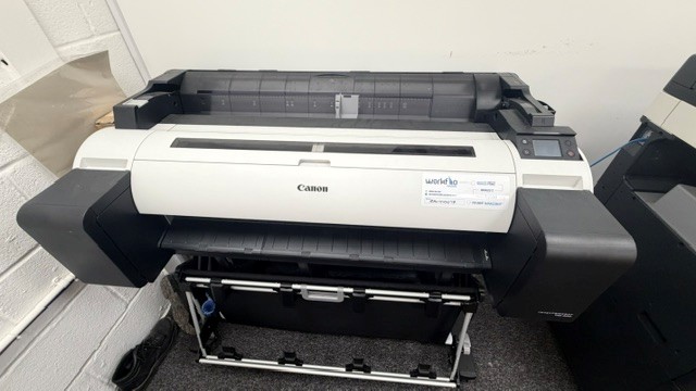 Canon TM-300 wide-format printer/plotter. This lots forms part of composite lot 68. At the end of th - photo 1