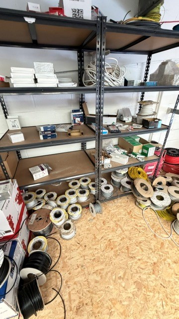 Assorted electrical components and cables. This lots forms part of composite lot 68. At the end of t - photo 1