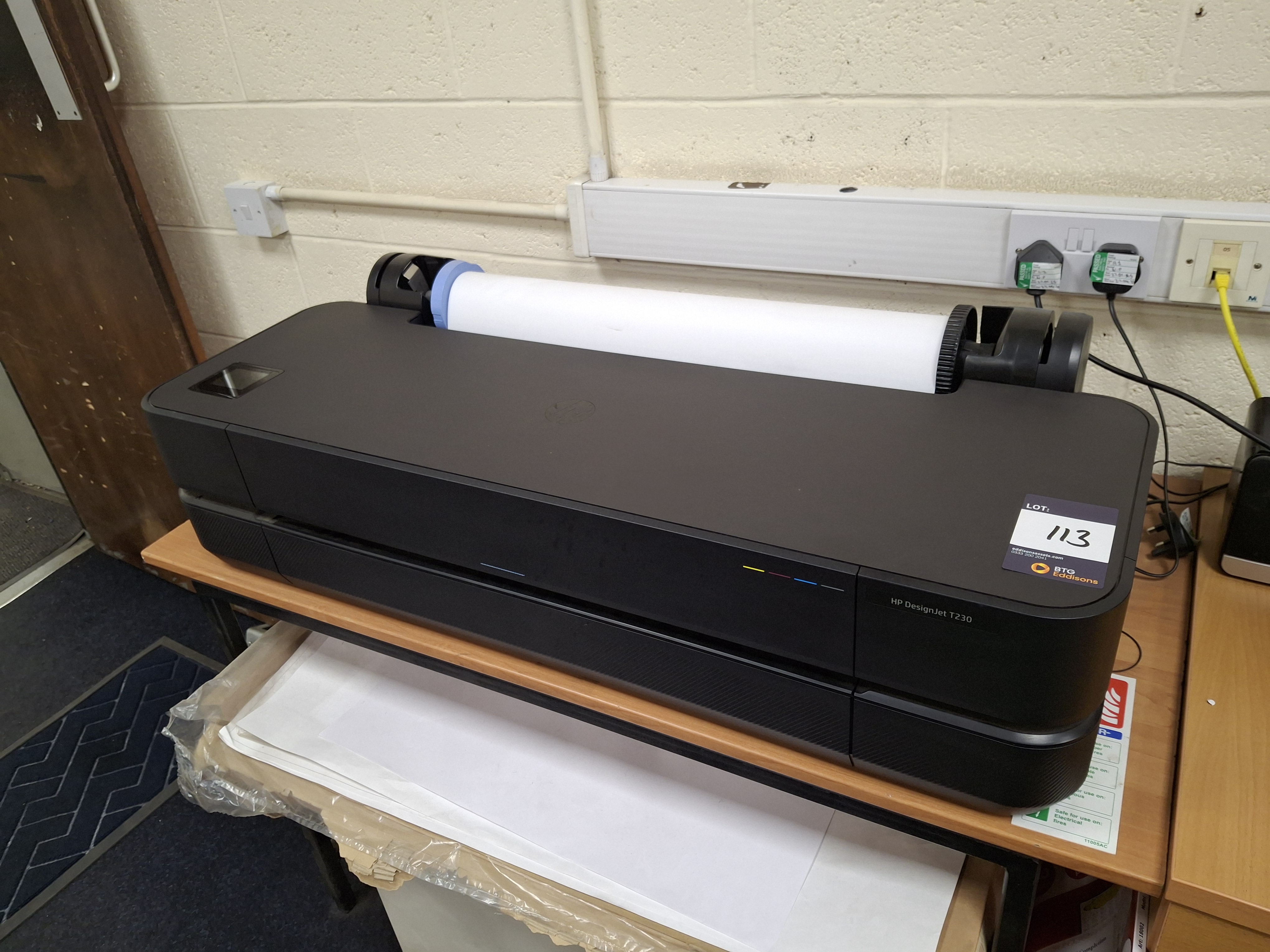 HP Designjet T230 wide format printer - photo 1