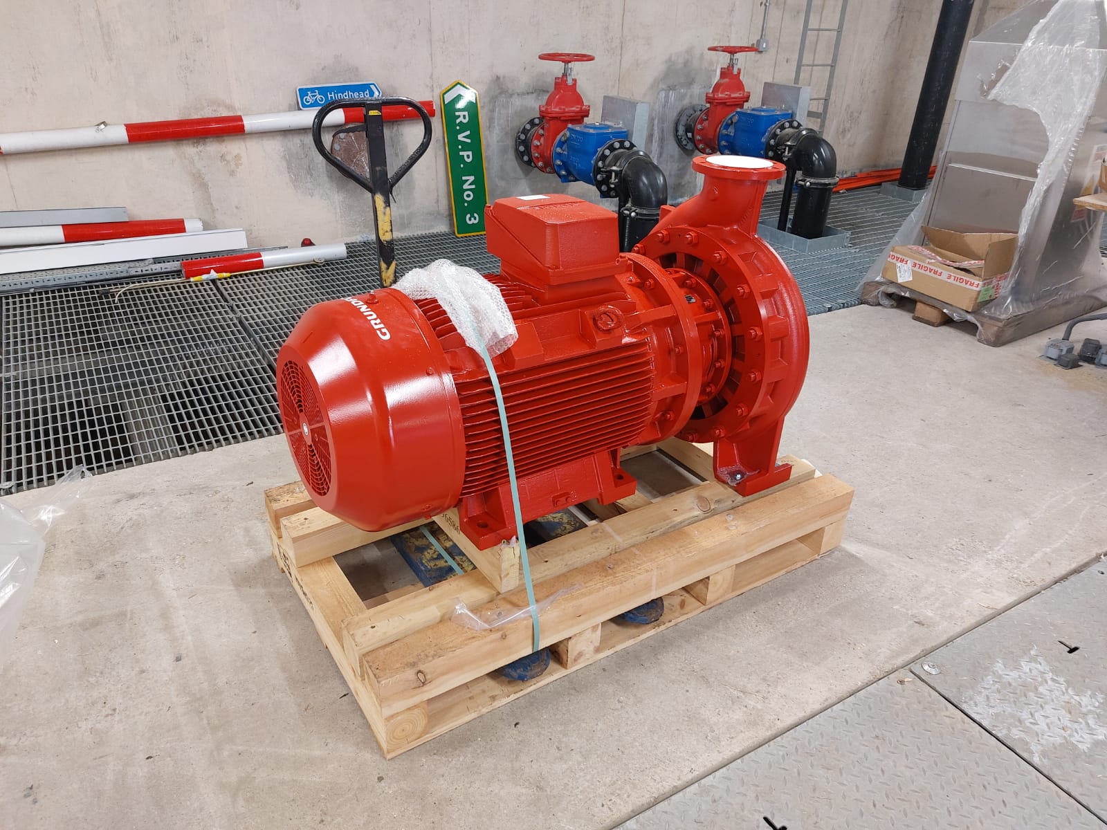 Grundfos Pump, Never Been Installed, 0 Running Hours - photo 1