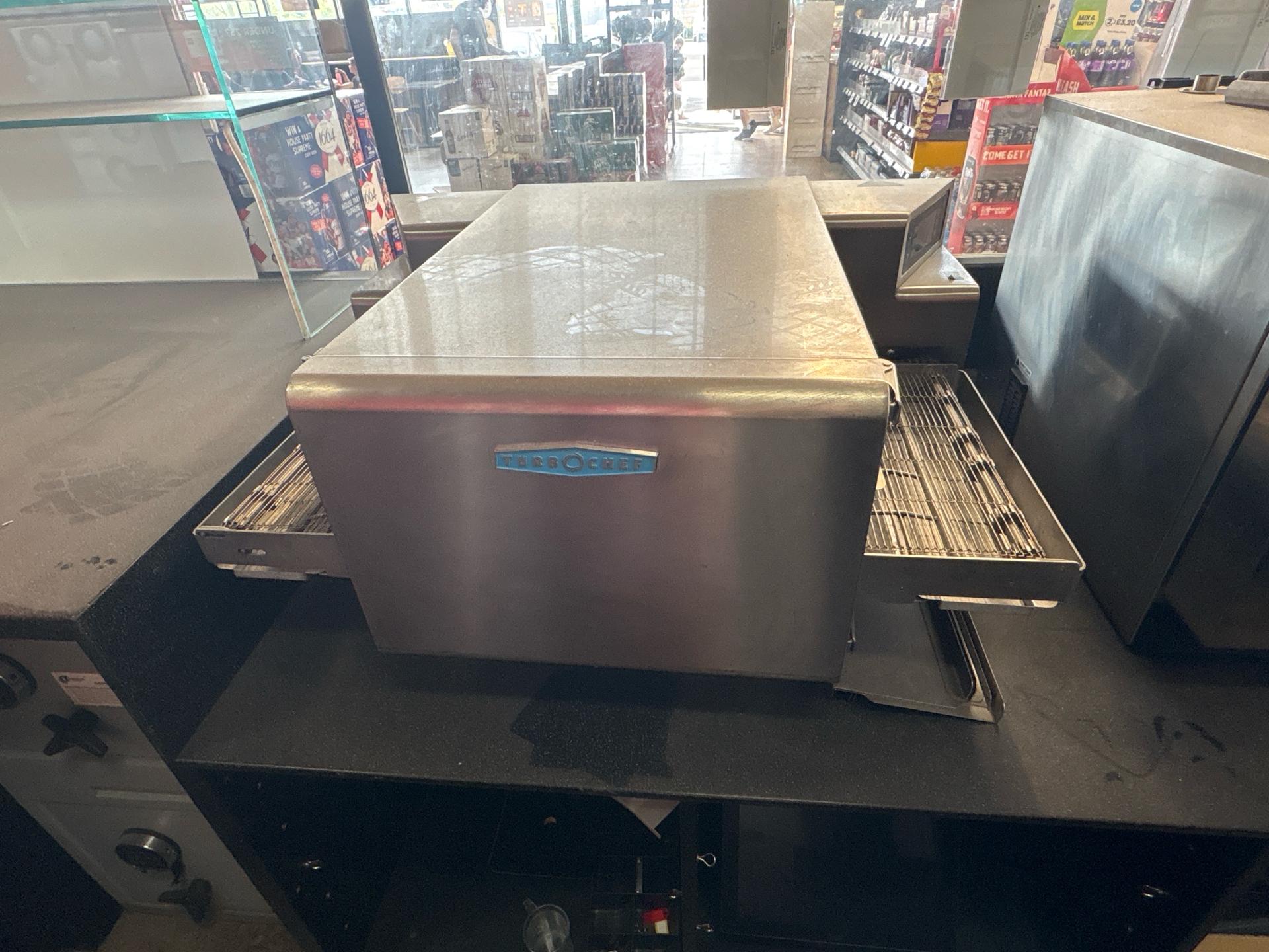 Turbo Chef 1618 Single Tier Pizza Oven - photo 1