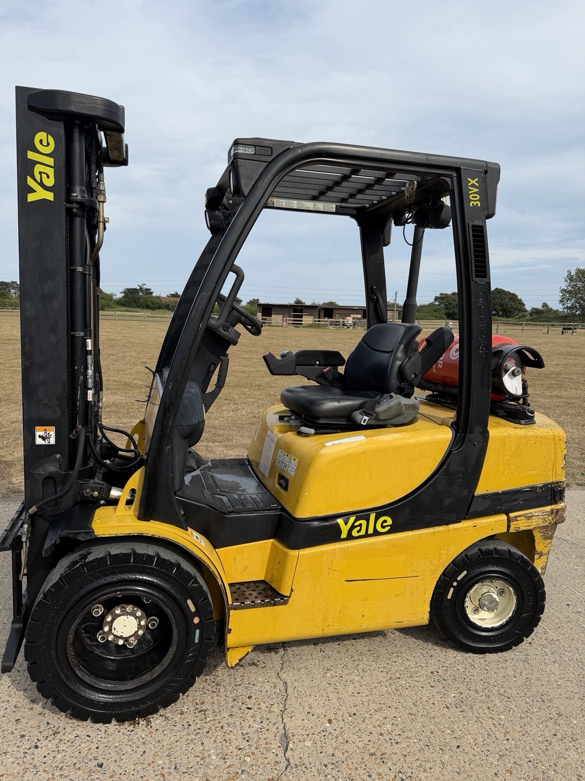 Yale Veracitor 30VX 3 Tonne Gas (LPG) Forklift Truck, 9033 Hours - photo 1