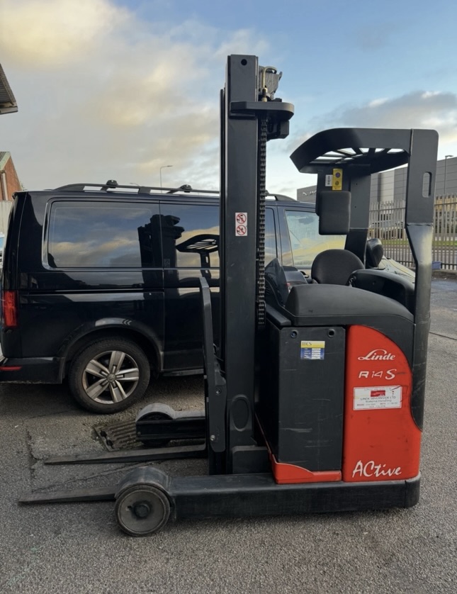 Linde R14 S Electric Reach Forklift Truck RESERVE SIGNIFICANTLY REDUCED 1400kg 5.7m Lift Height - photo 1