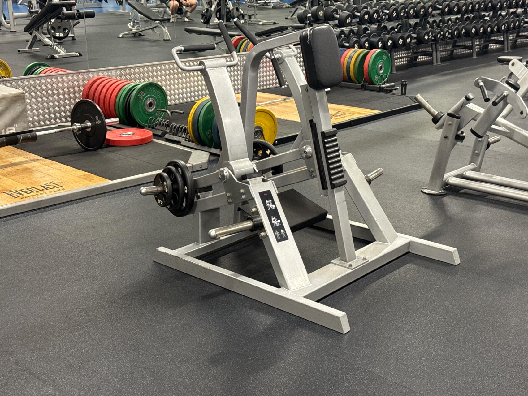Plate Loaded Row - photo 1