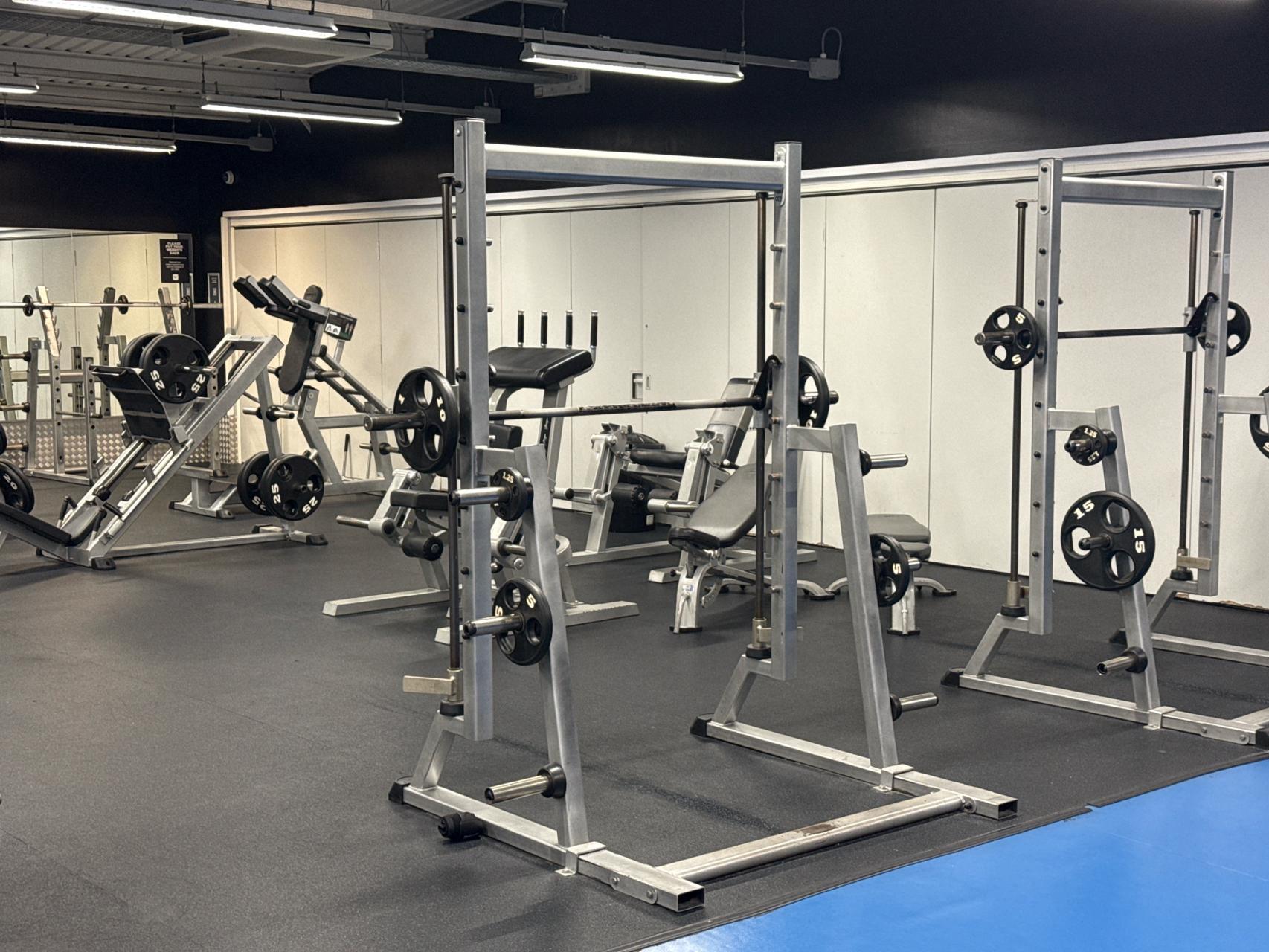 Plate Loaded Smith Machine - photo 1