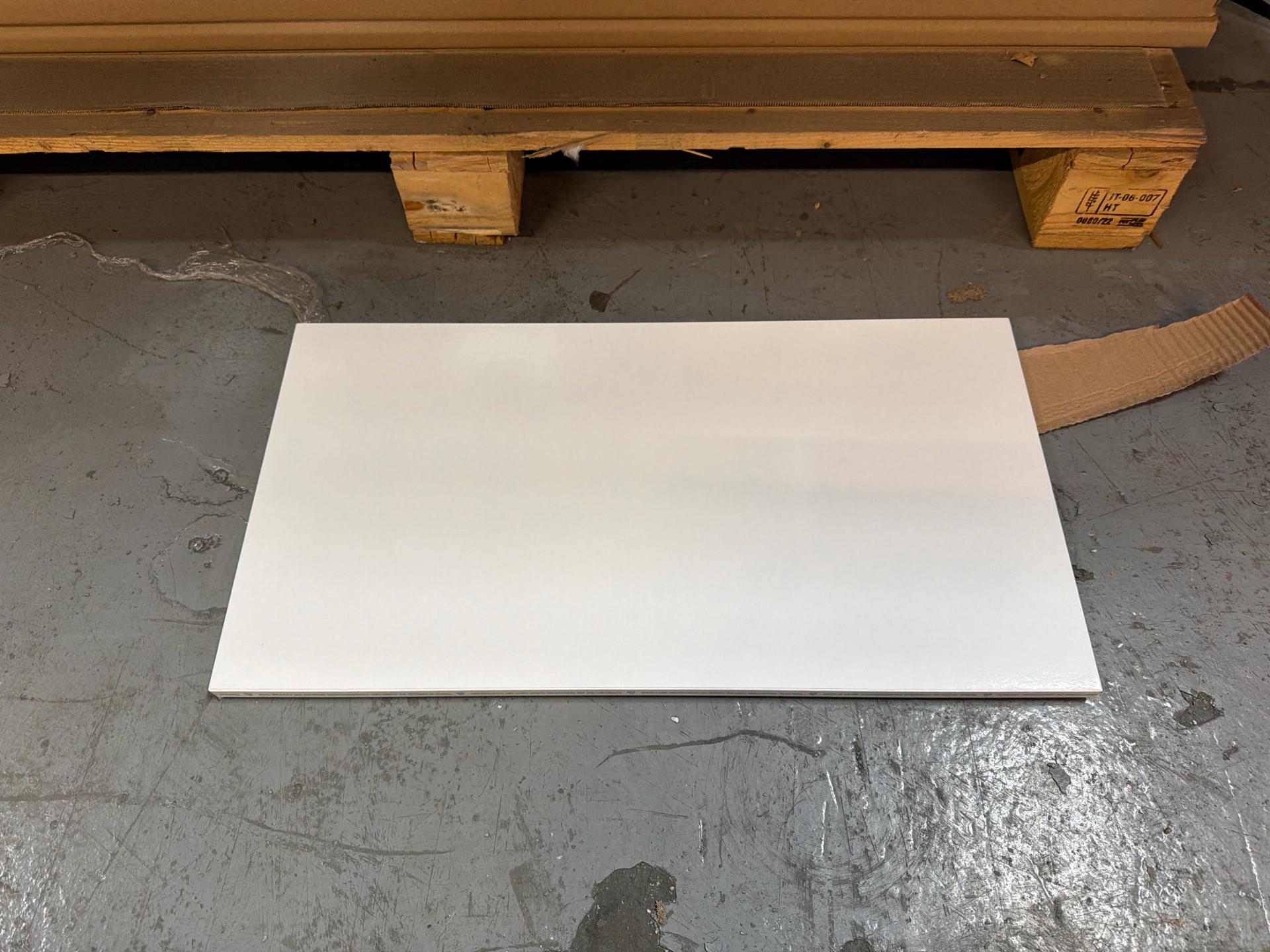 Job Lot of 35 x Gloss White Kitchen Cabinet Drawer Front 600mm x 316mm - 62613601 - photo 1