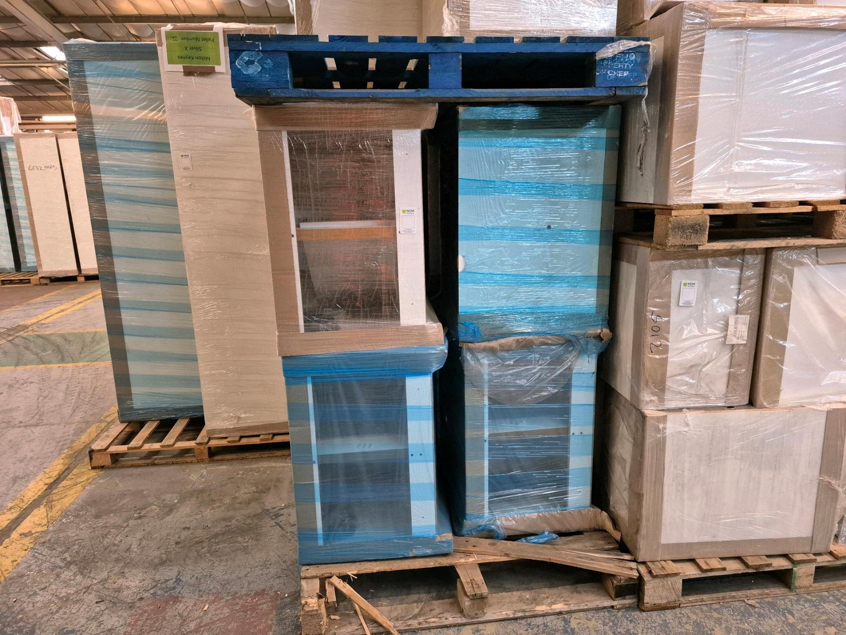 Job Lot of 26 x Lmans Twin Corner Base Cabinet 800mm - 61301109 - photo 1