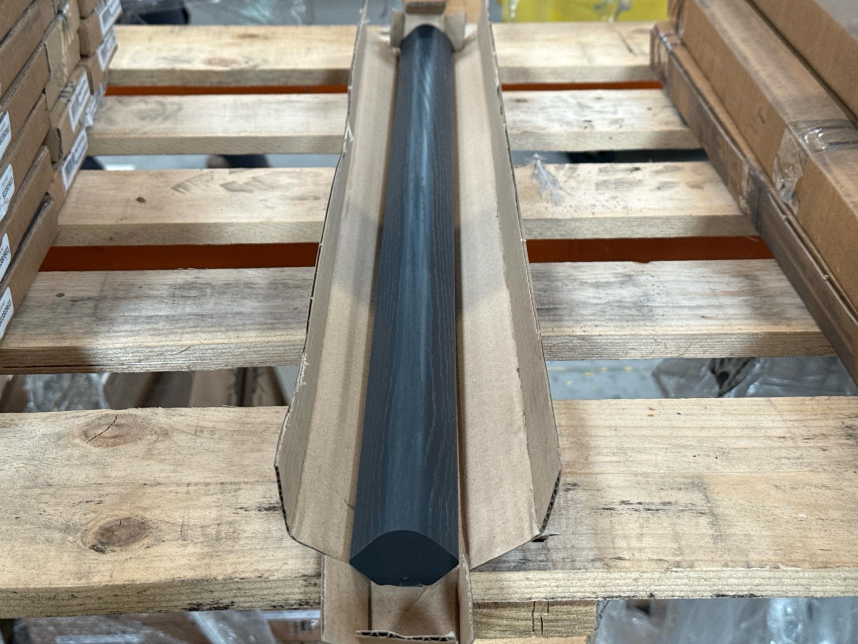 Job Lot of 40 x Midnight Wall L-Shaped Corner Post 700mm - 60386907 - photo 1