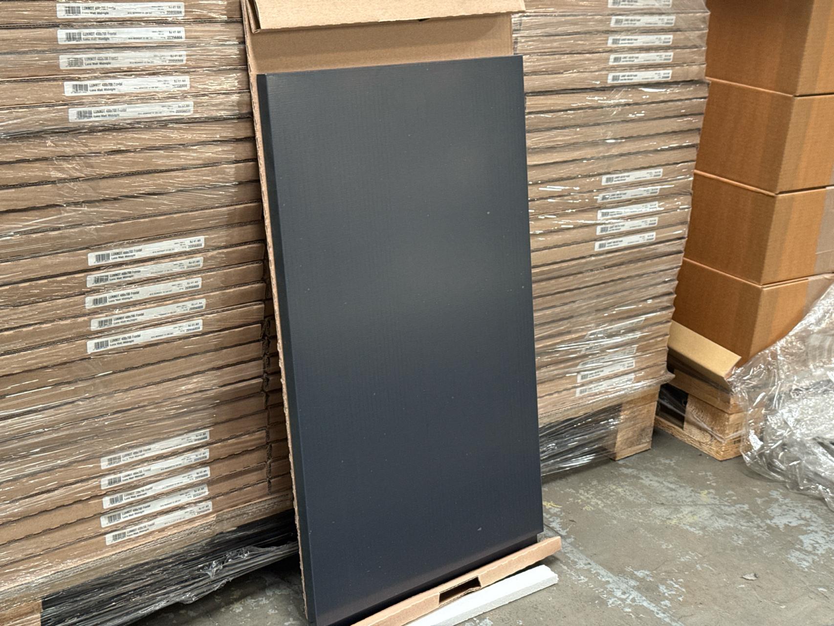 Job Lot of 20 x Midnight Kitchen Cabinet Front Door 400mm x 700mm - 20956808 - photo 1