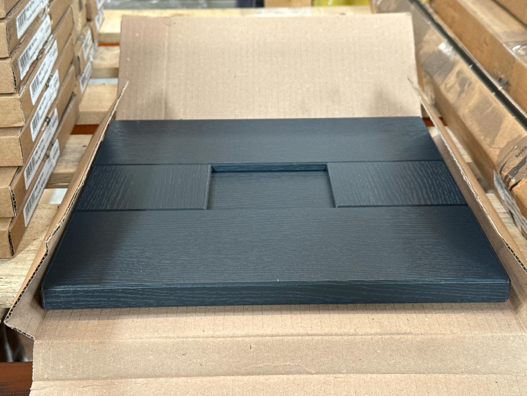 Job Lot of 65 x Midnight Kitchen Cabinet Drawer Front 300mm x 316mm - 60380903 - photo 1