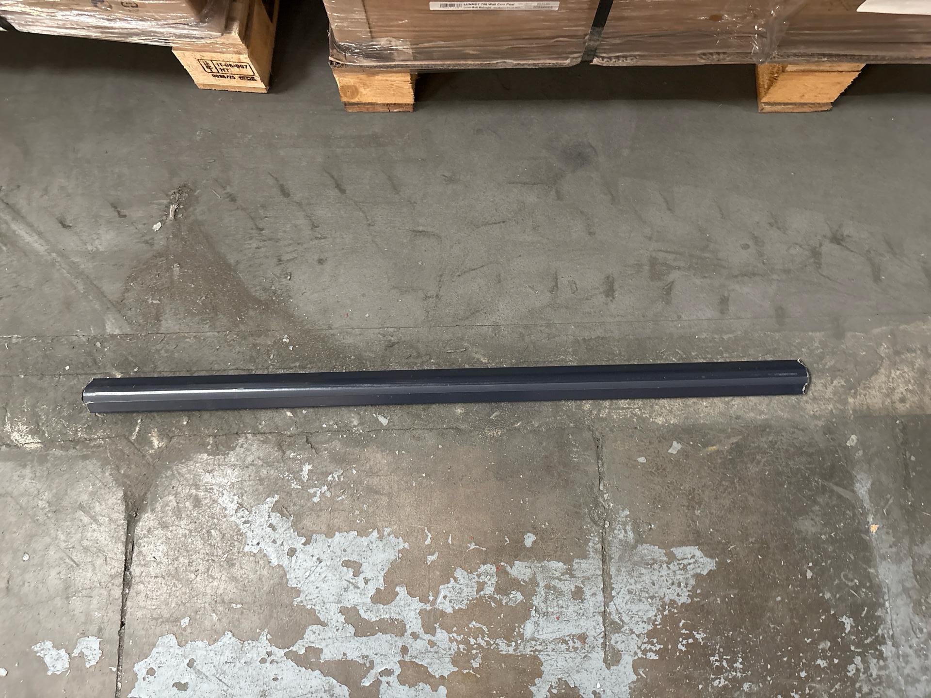 Job Lot of 8 x Midnight Wall L-Shaped Corner Post 892mm - 20960310 - photo 1