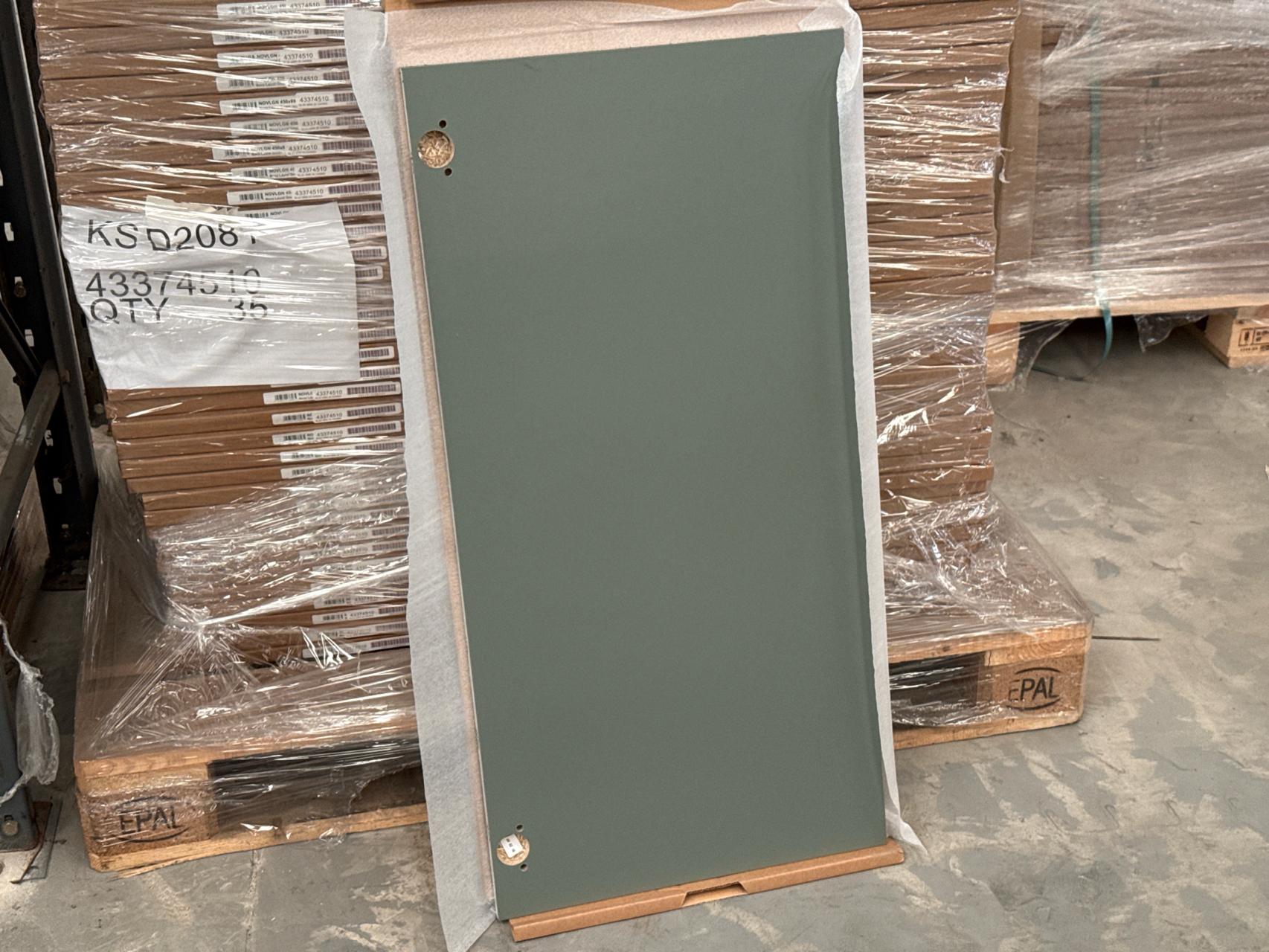 3 x Laurel Green Kitchen Cabinet Front Door 450mm x 892mm - 43374510 - photo 1