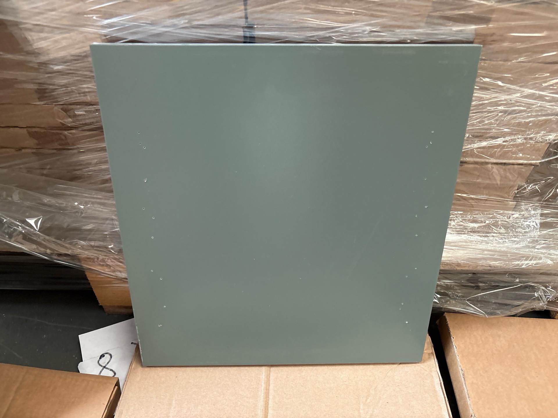 Job Lot of 50 x Laurel Green Kitchen Cabinet Drawer Front 300mm x 316mm - 43371301 - photo 1
