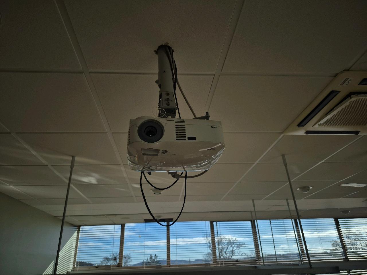 NEC Projector And Screen - photo 1