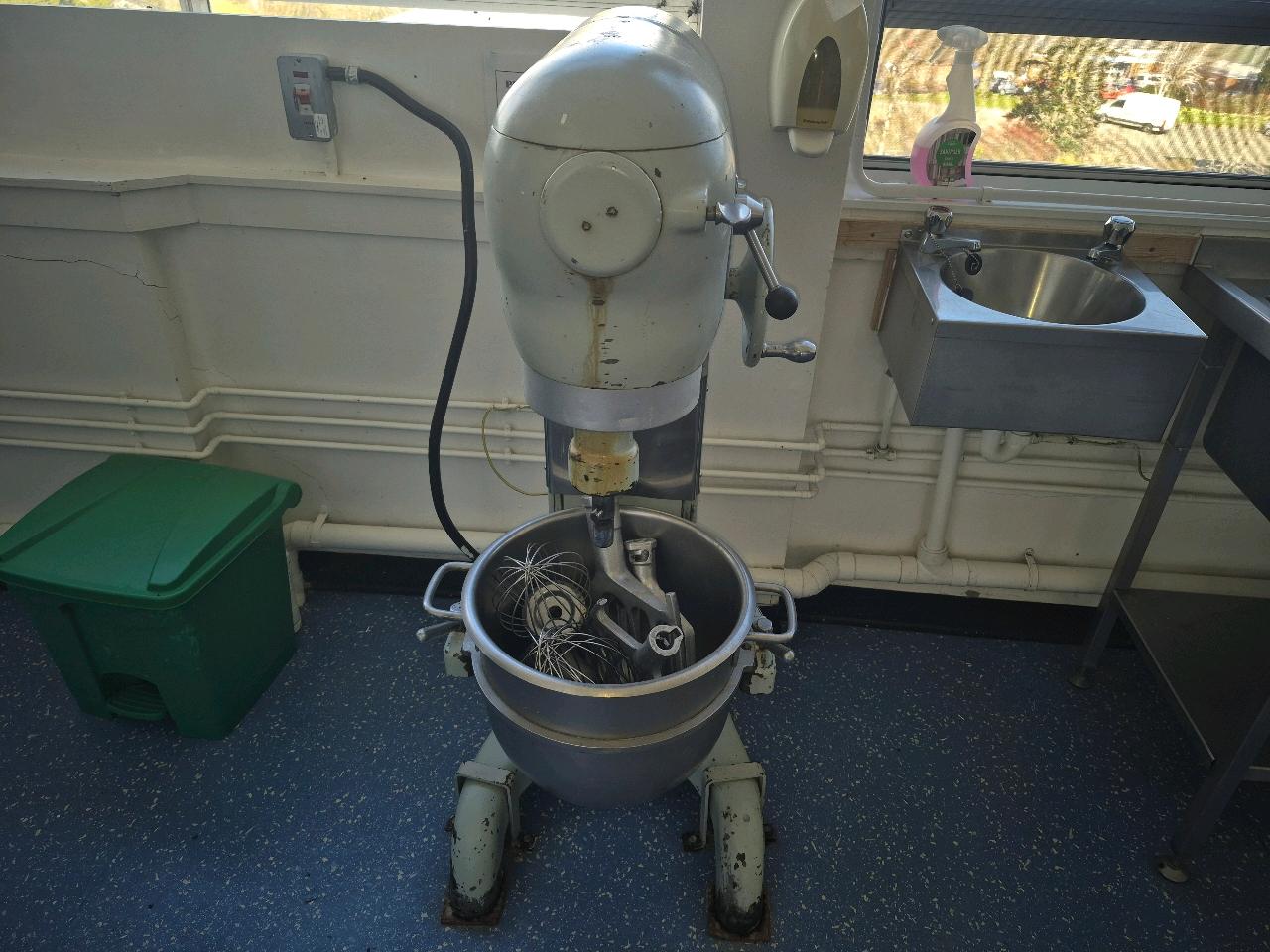 Hobart Dough mixer - photo 1