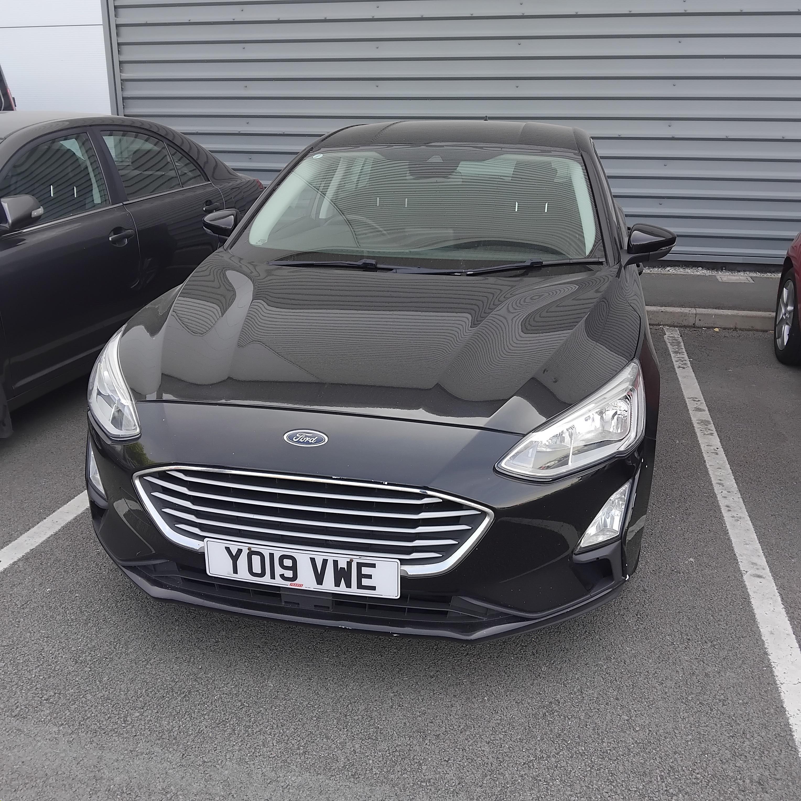 2019 Ford Focus 1.5 Zetec 5-Door Auto, from Frasers Group,Shadow Black, 82,389 Miles, MOT to 26/4/27 - photo 1