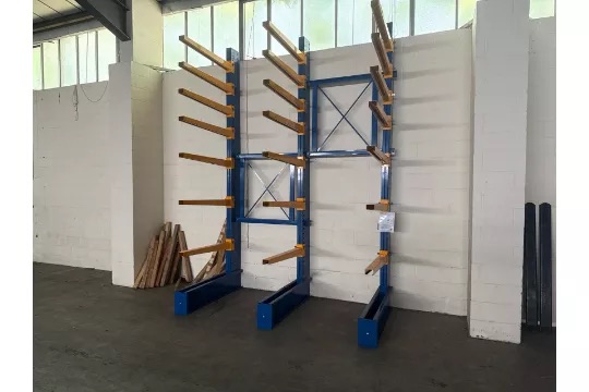 Heavy Duty Cantilever Racking System, Comprising 3 x Supporting Uprights - photo 1