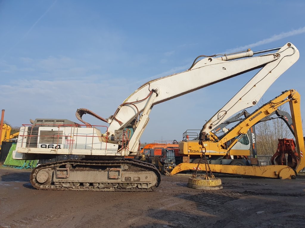 2003 Liebherr 964B Excavator With Magnet Fitted - photo 1