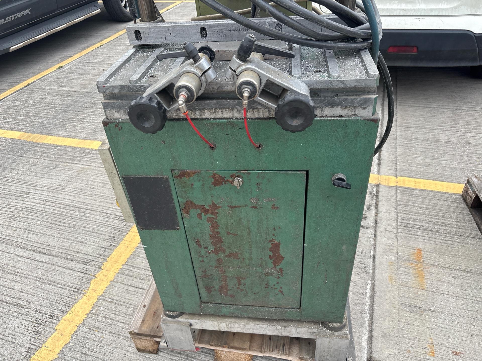 Pull Down Copy Router – Untested - photo 1