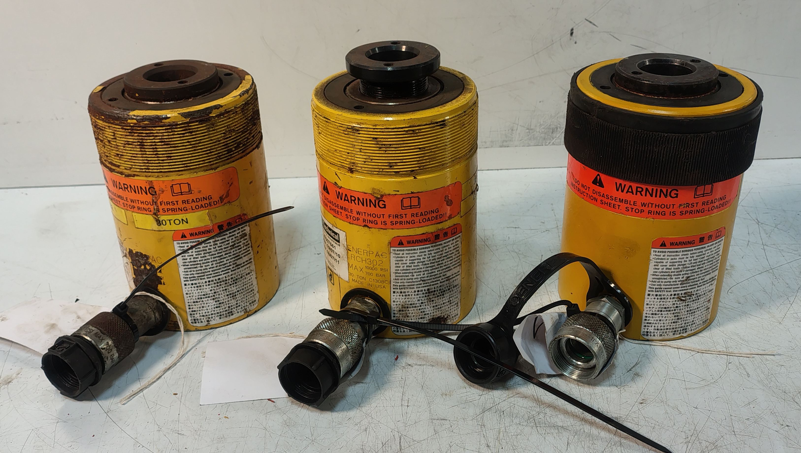 3x Enerpac RCH-302 30t Single Acting Hollow Plunger Cylinders 178mm-242mm - photo 1