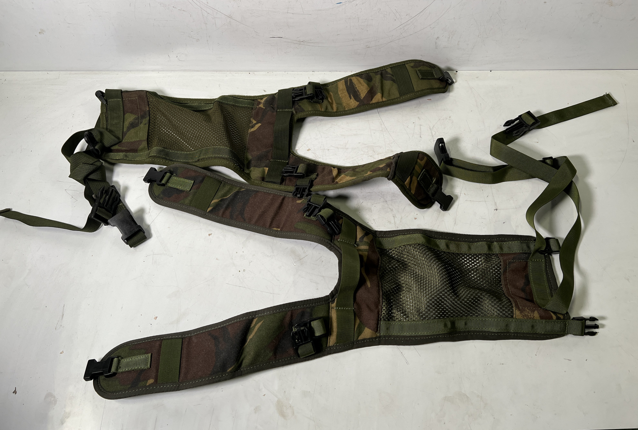 British Army DPM yokes - 162kg - photo 1