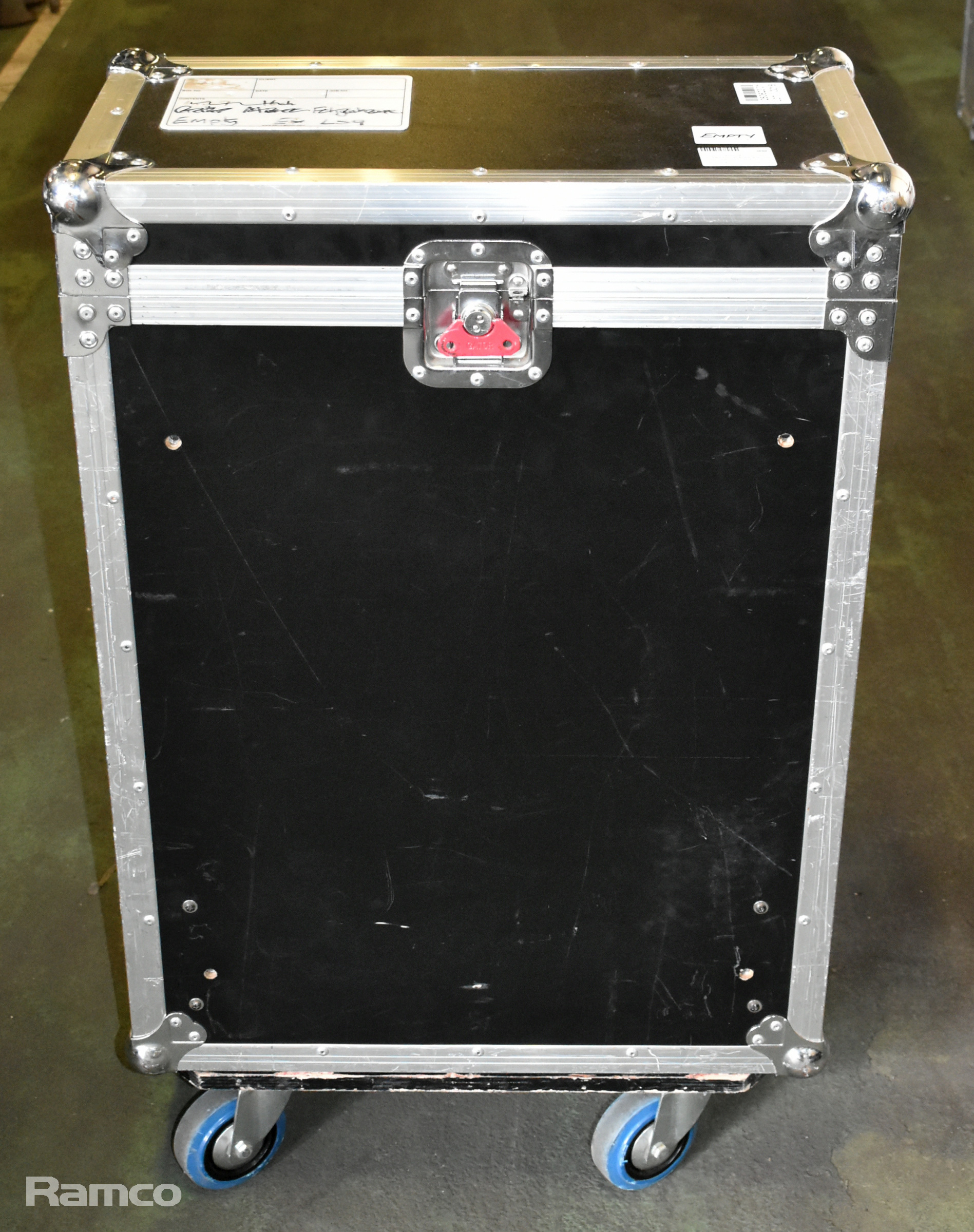 Gator Cases empty black wheeled mixer flight case - W 570 x D 310 x H 930mm - photo 1