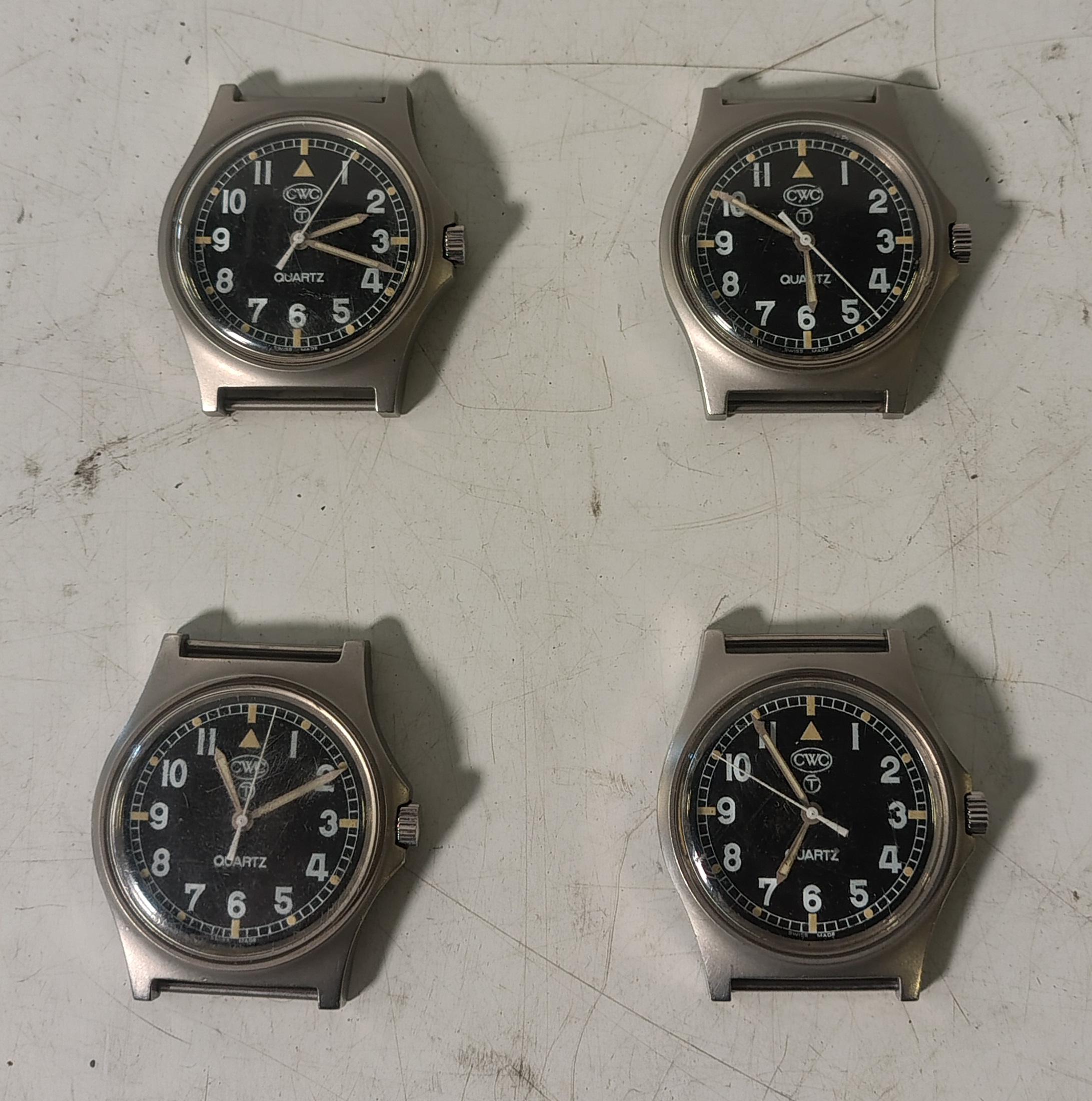 4x CWC W10-6645-99 British Army issue quartz wristwatch - 2005 - details in description - photo 1