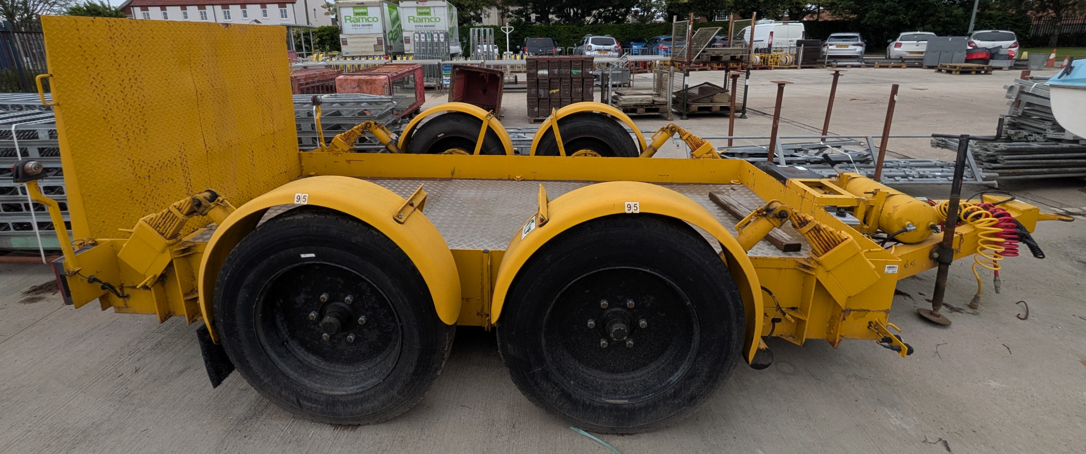 SEB International DB160 yellow flatbed trailer - full details in description - photo 1