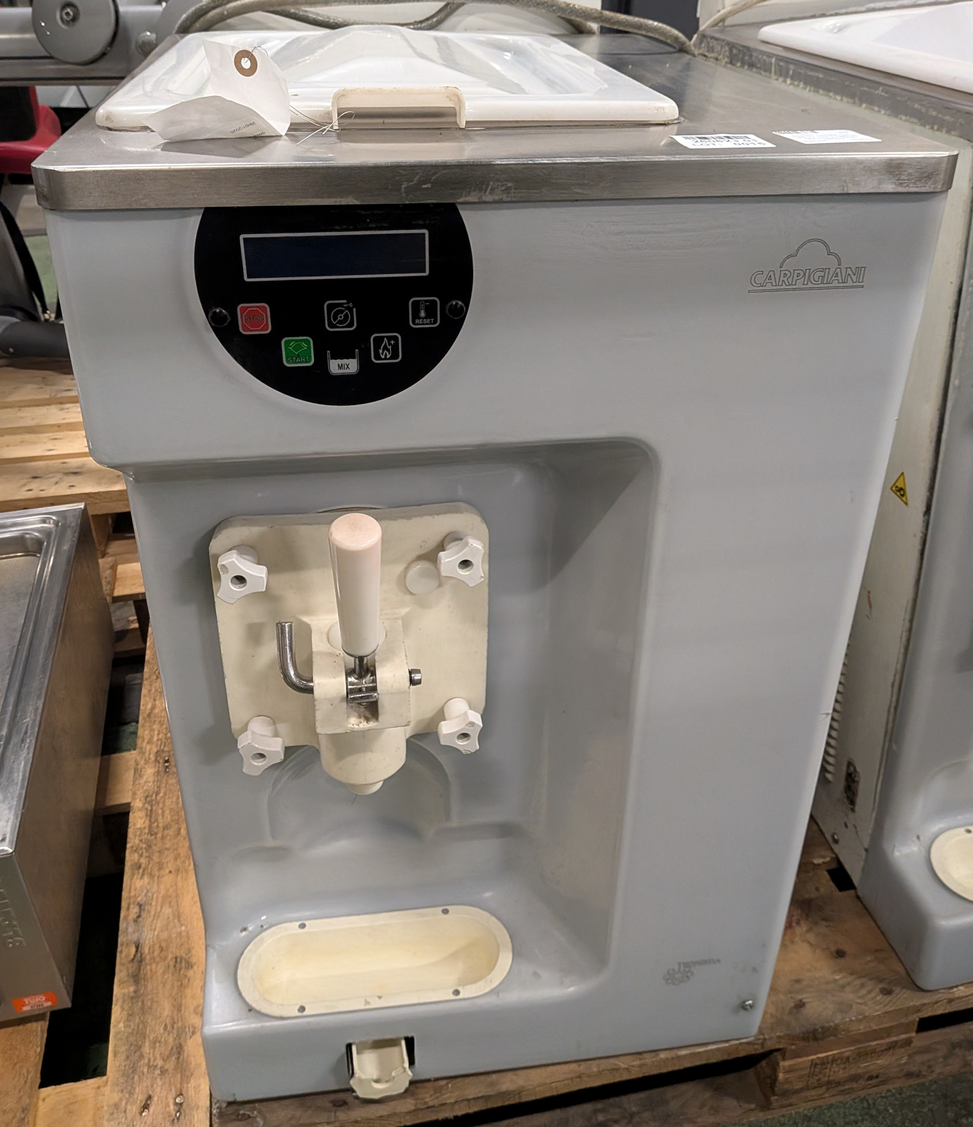 Carpigiani Krushems 191K countertop milkshake machine - W 510 x D 810 x H 885mm - low reserve - photo 1