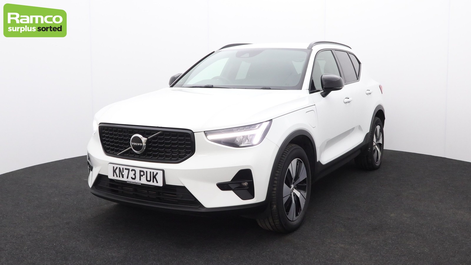 2023 Volvo XC40 T4 Plus Recharge - LOW MILES - 22710 miles - full details in the description - photo 1