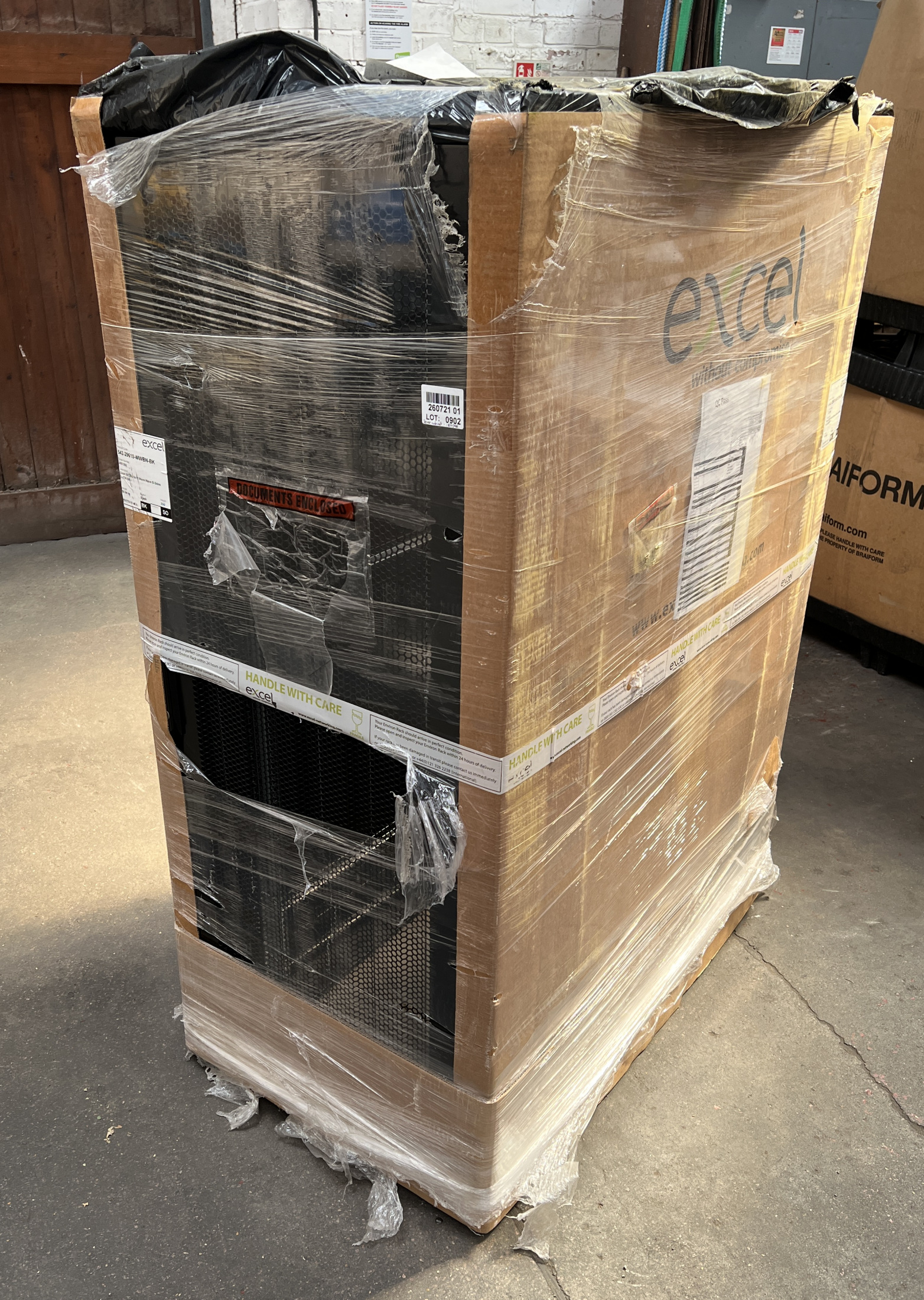 Excel 28U server cabinet - W 600 x D 1000 x H 1430mm - photo 1