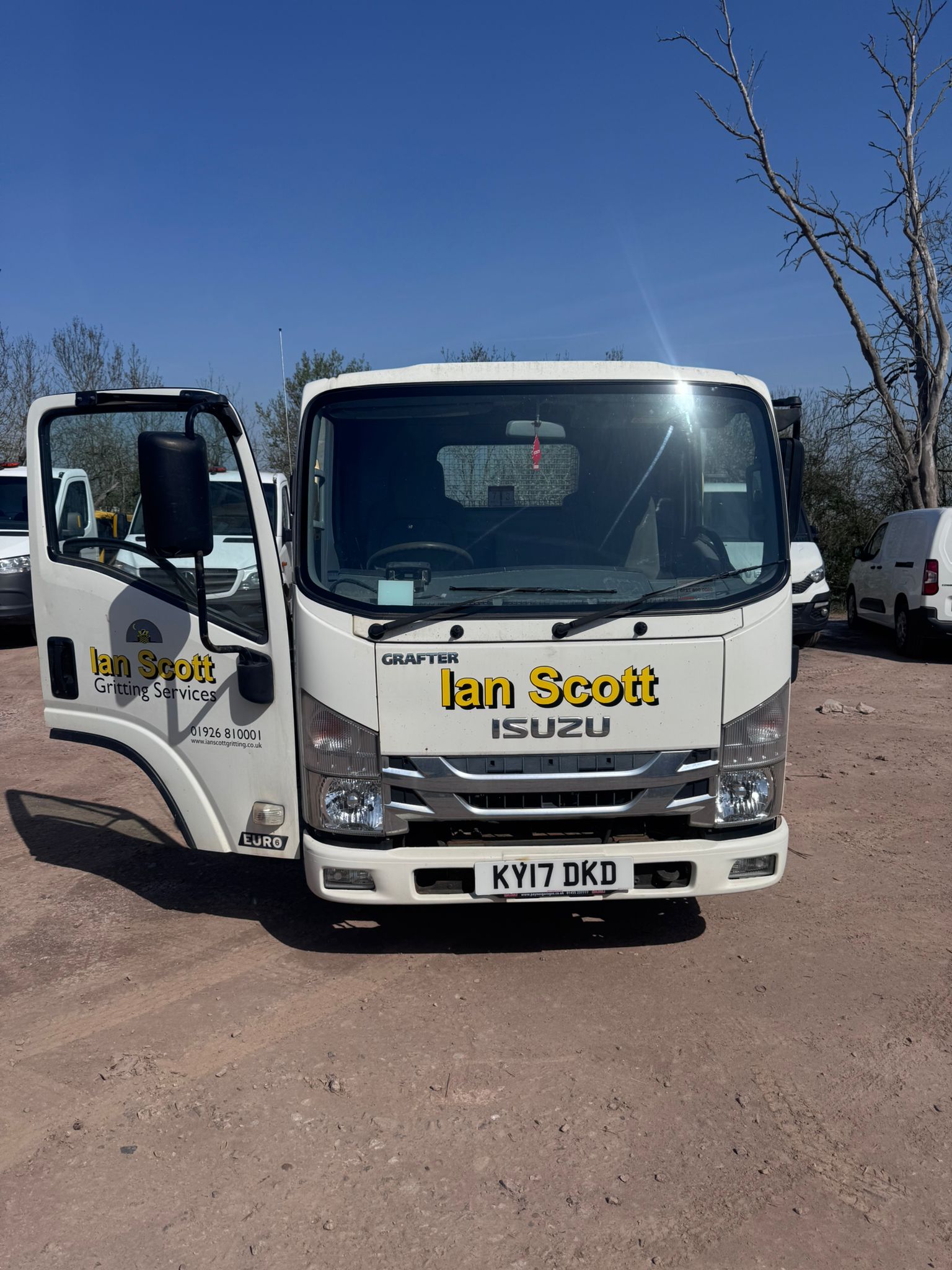 Isuzu Grafter N35.150 dropside lorry - registration KY17 DKD - 3 litre - current mileage 117666 mile — photo 1