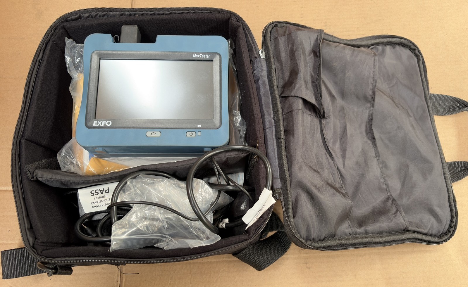 EXFO MaxTester MAX-730C-SM1-EA c/w case & charger - photo 1